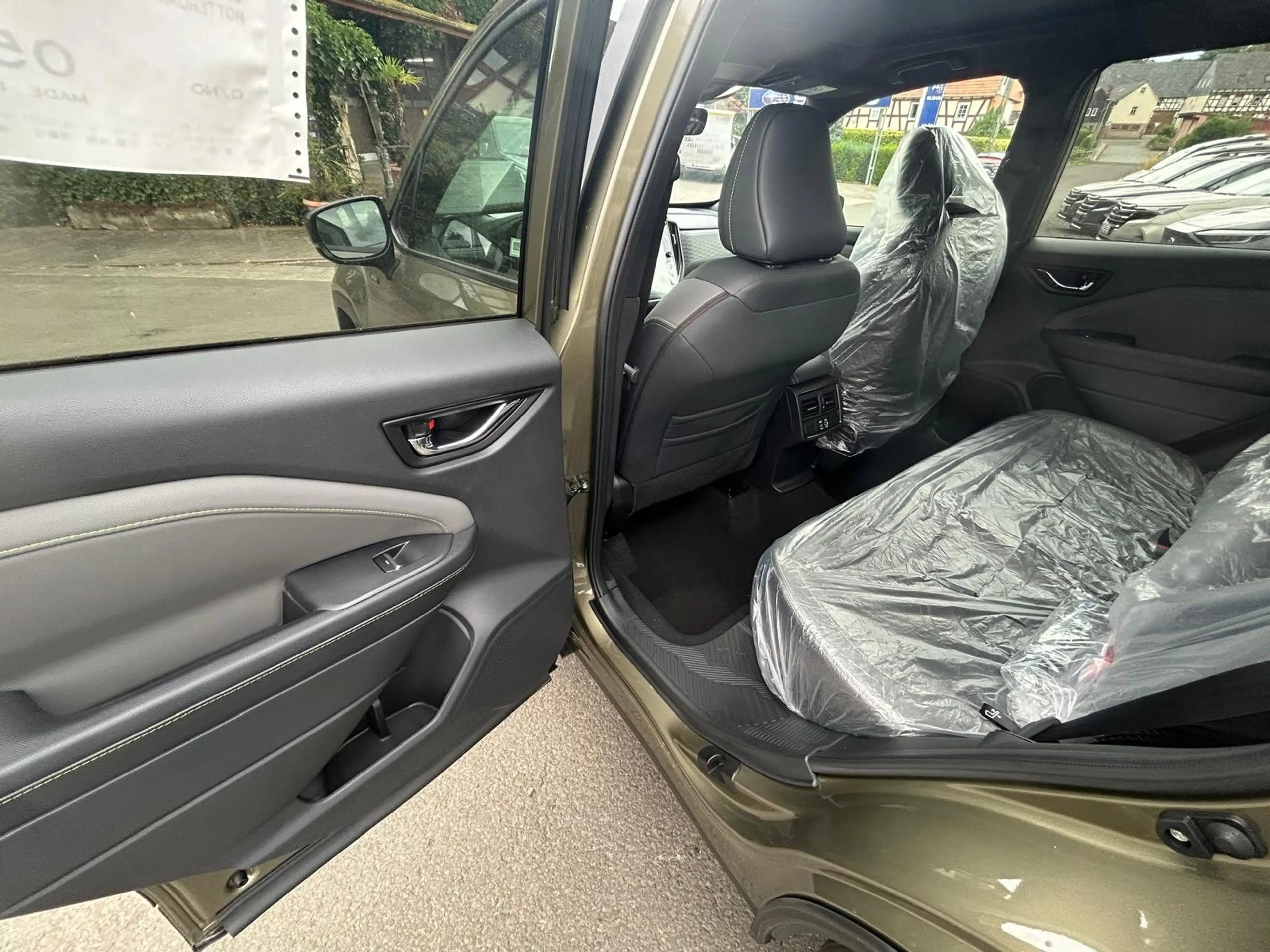 Subaru Forester Exclusive Cross Lineatronic — photo 11