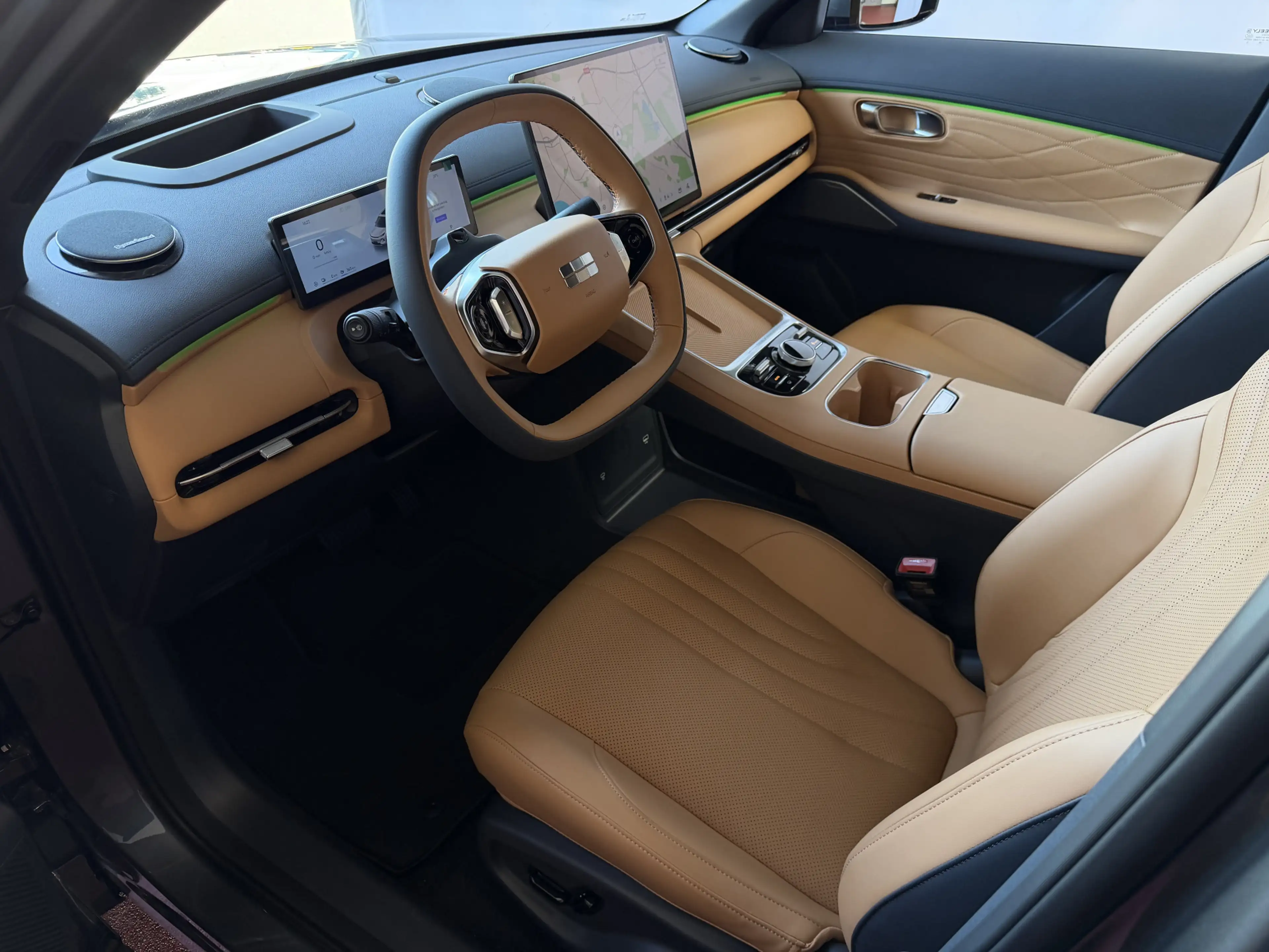 Geely Starray EM-i MAX+ PHEV LONG RANGE BRUIN LEER NIEUWE AUTO 09/202 — photo 9