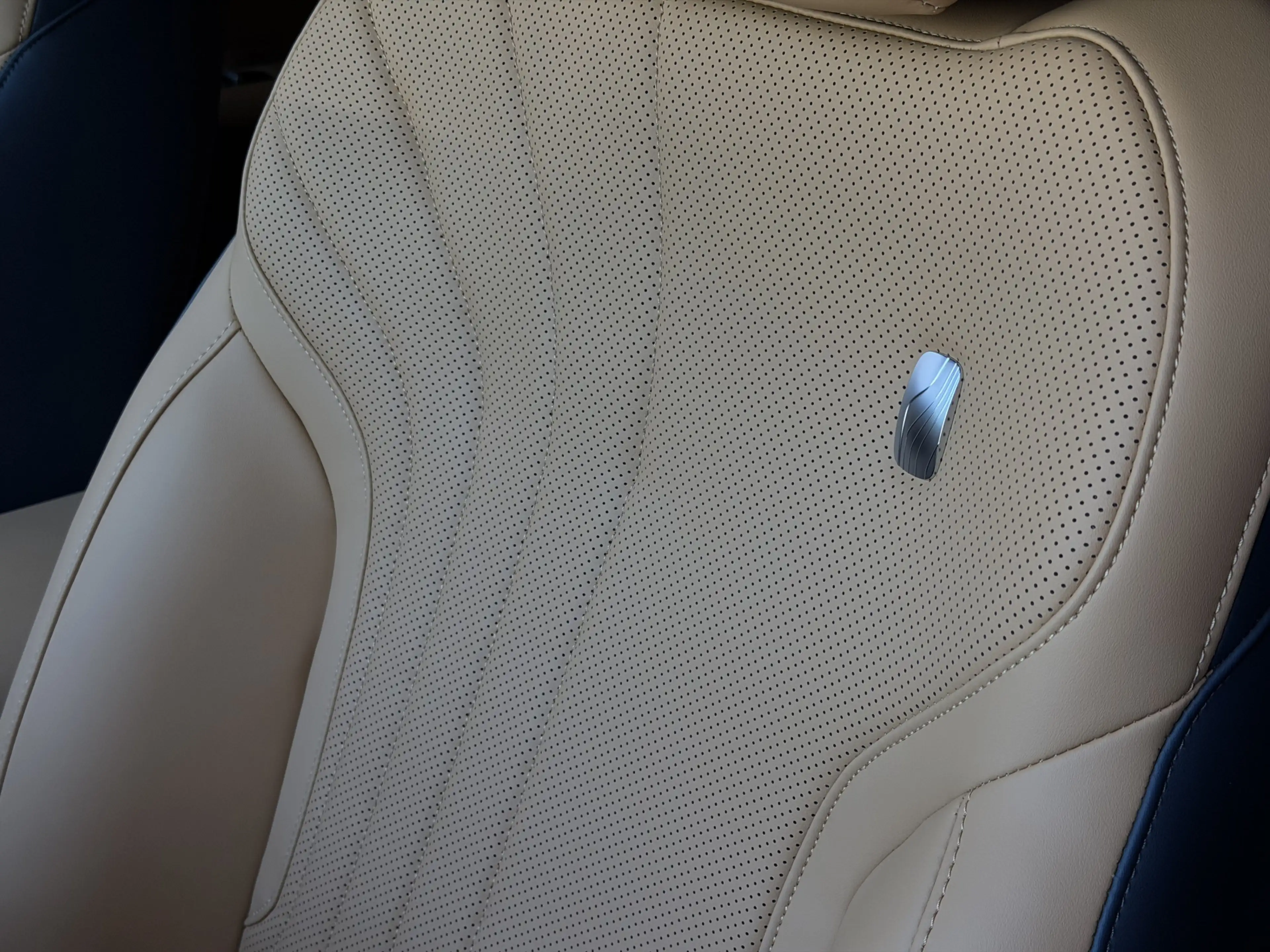 Geely Starray EM-i MAX+ PHEV LONG RANGE BRUIN LEER NIEUWE AUTO 09/202 — photo 18
