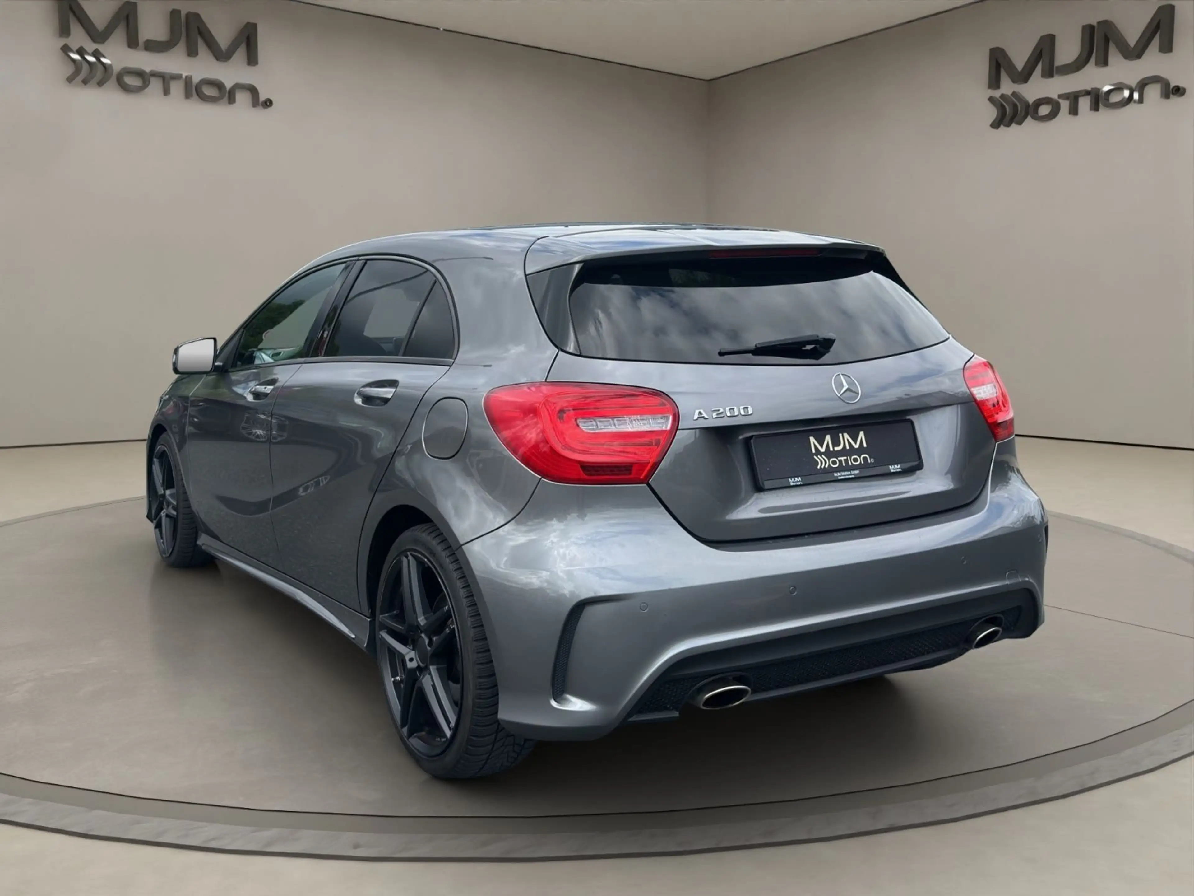 Mercedes-Benz A 200 AMG Leder Xenon Navi Garantie Scheckheft — photo 5