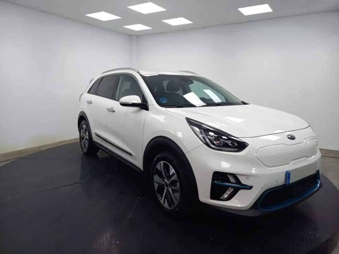 Kia Niro EMOTION 205CV - 460KM AUTONOMIA Blanco - 2