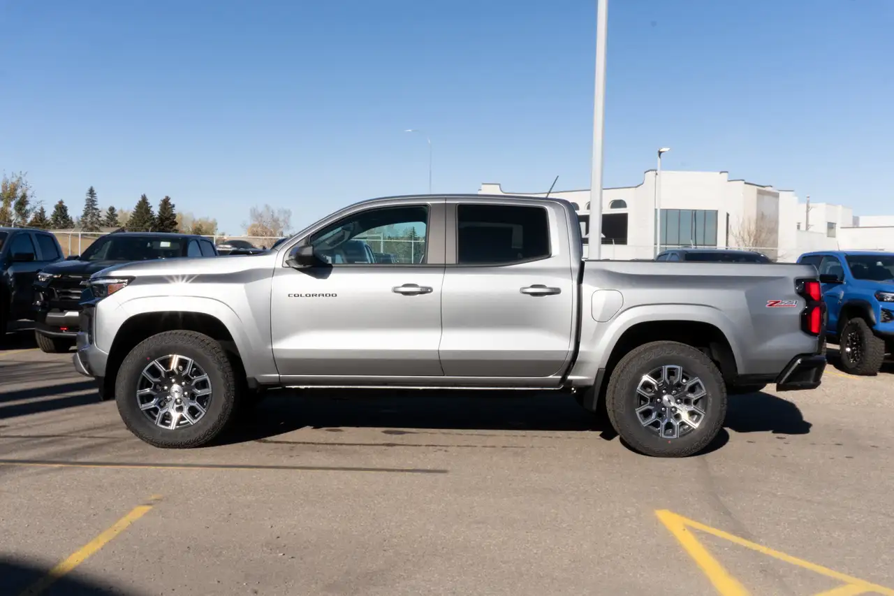 Chevrolet Colorado снимка Chevrolet Colorado