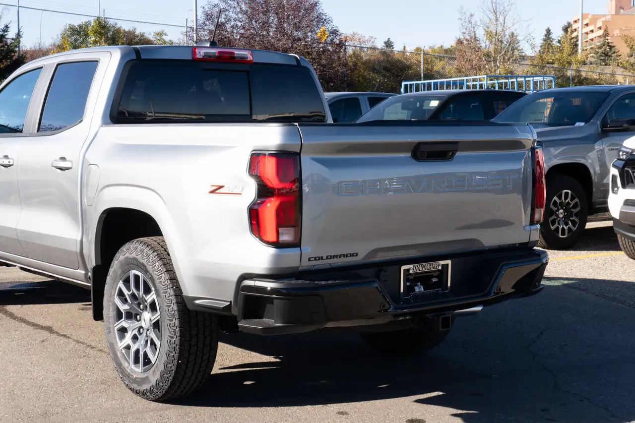 Chevrolet Colorado снимка Chevrolet Colorado