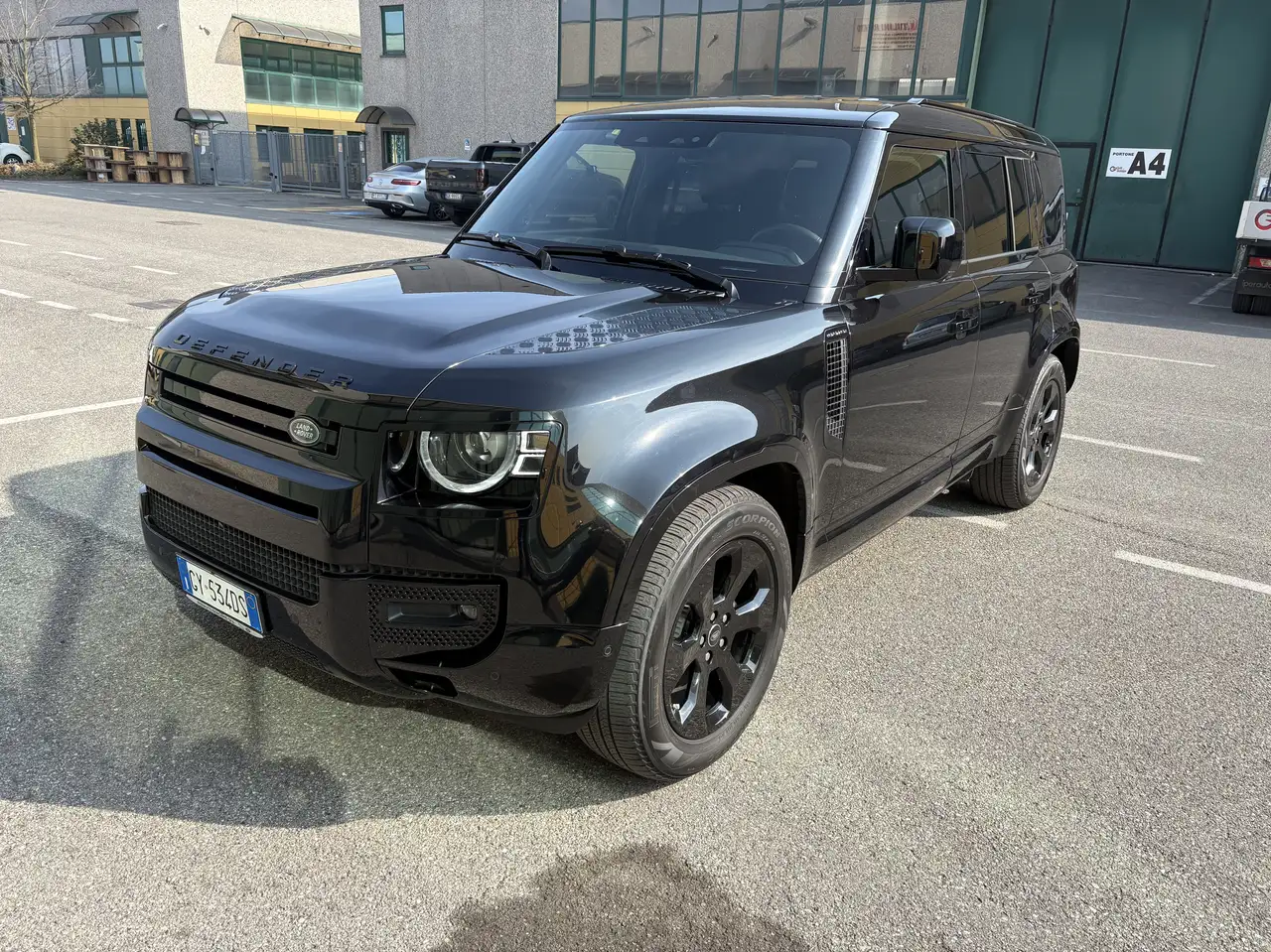 Land Rover Defender
