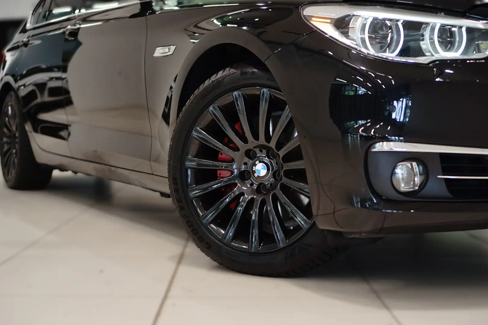 BMW 535 535 GT|SOFT|NIGHT|MEMO|KAMERA|PANO|HARMAN&KARDON Negro - 2