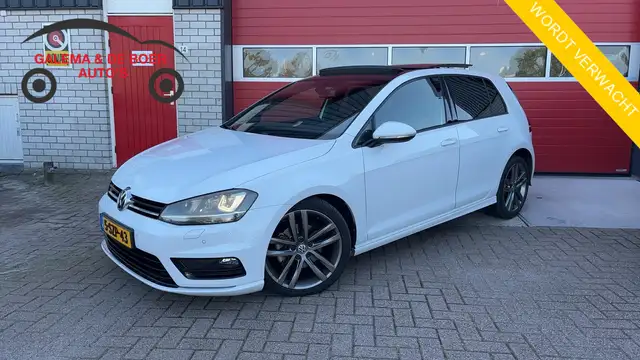 2014 Volkswagen Golf in White for sale