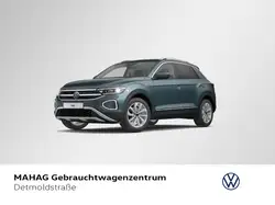 Volkswagen T-Roc Style 1.5 TSI LED+ Navi ParkAssist RearVie