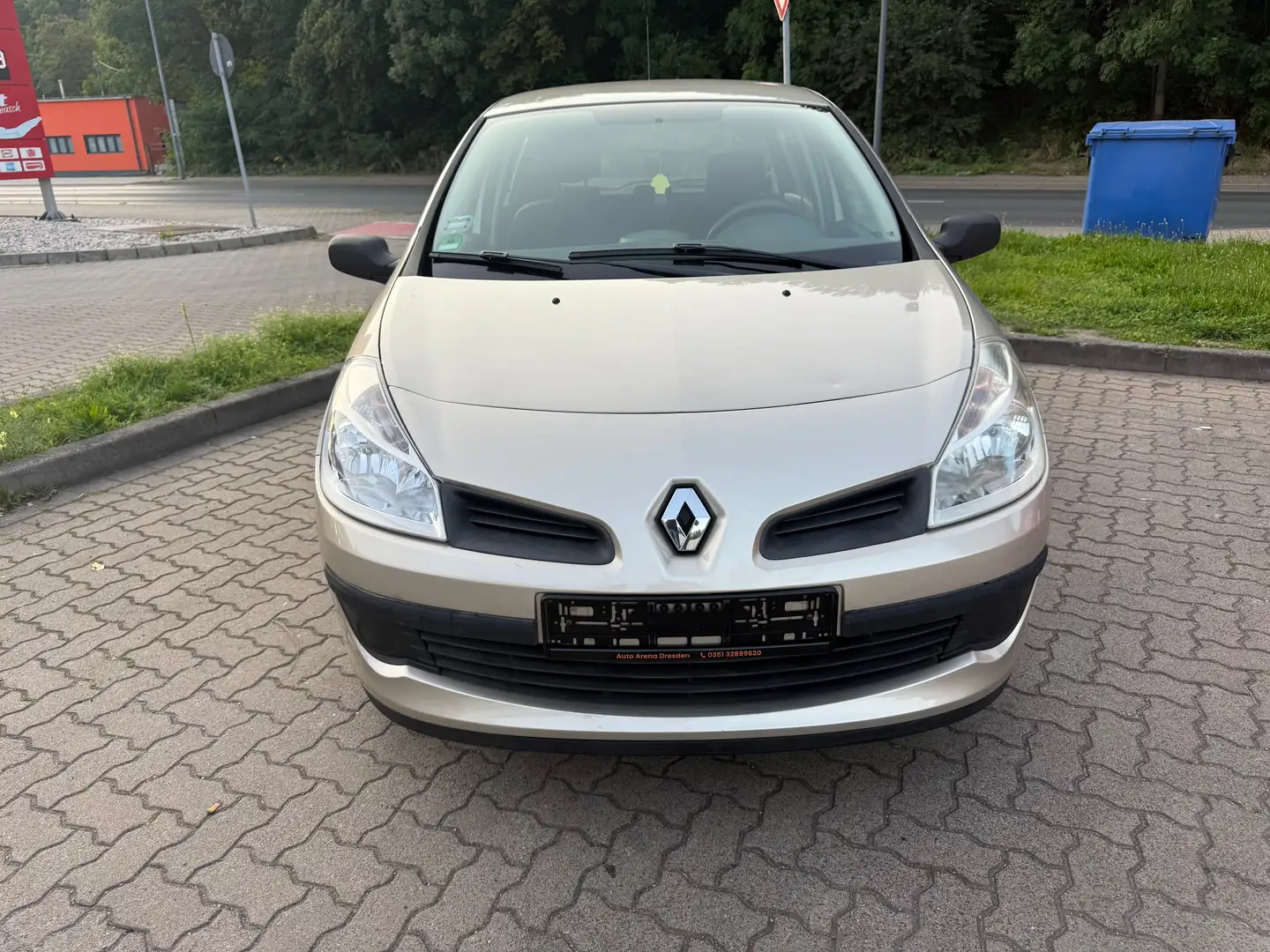 Renault Clio 1.2 16V TÜV / NEU / 08/2027 (54,000 km ) 1 HAND Gold - 2