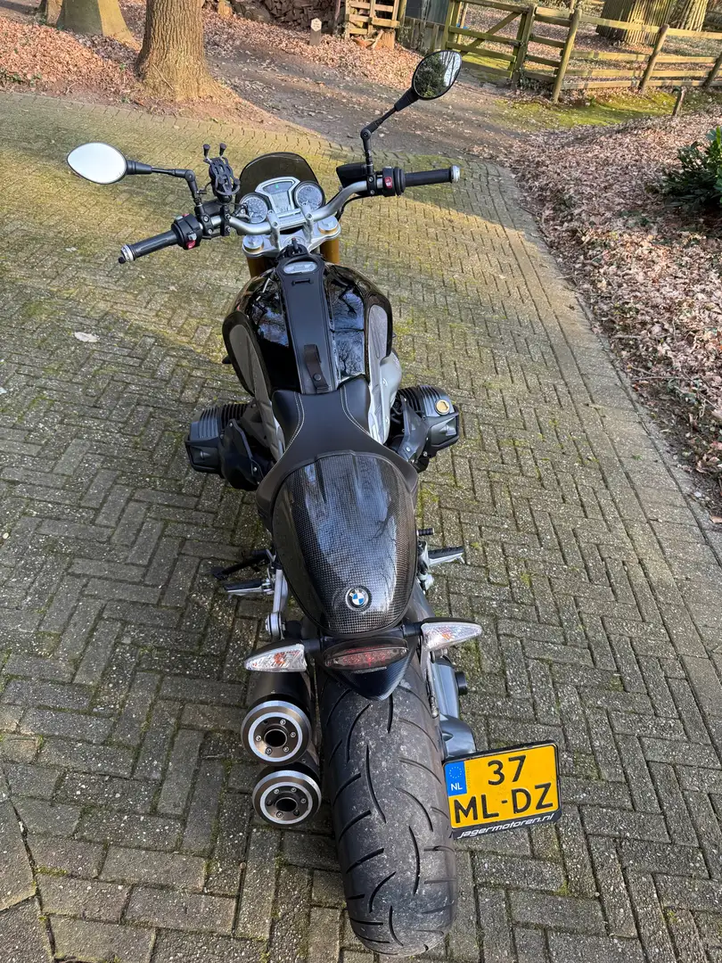BMW R nineT crna - 2