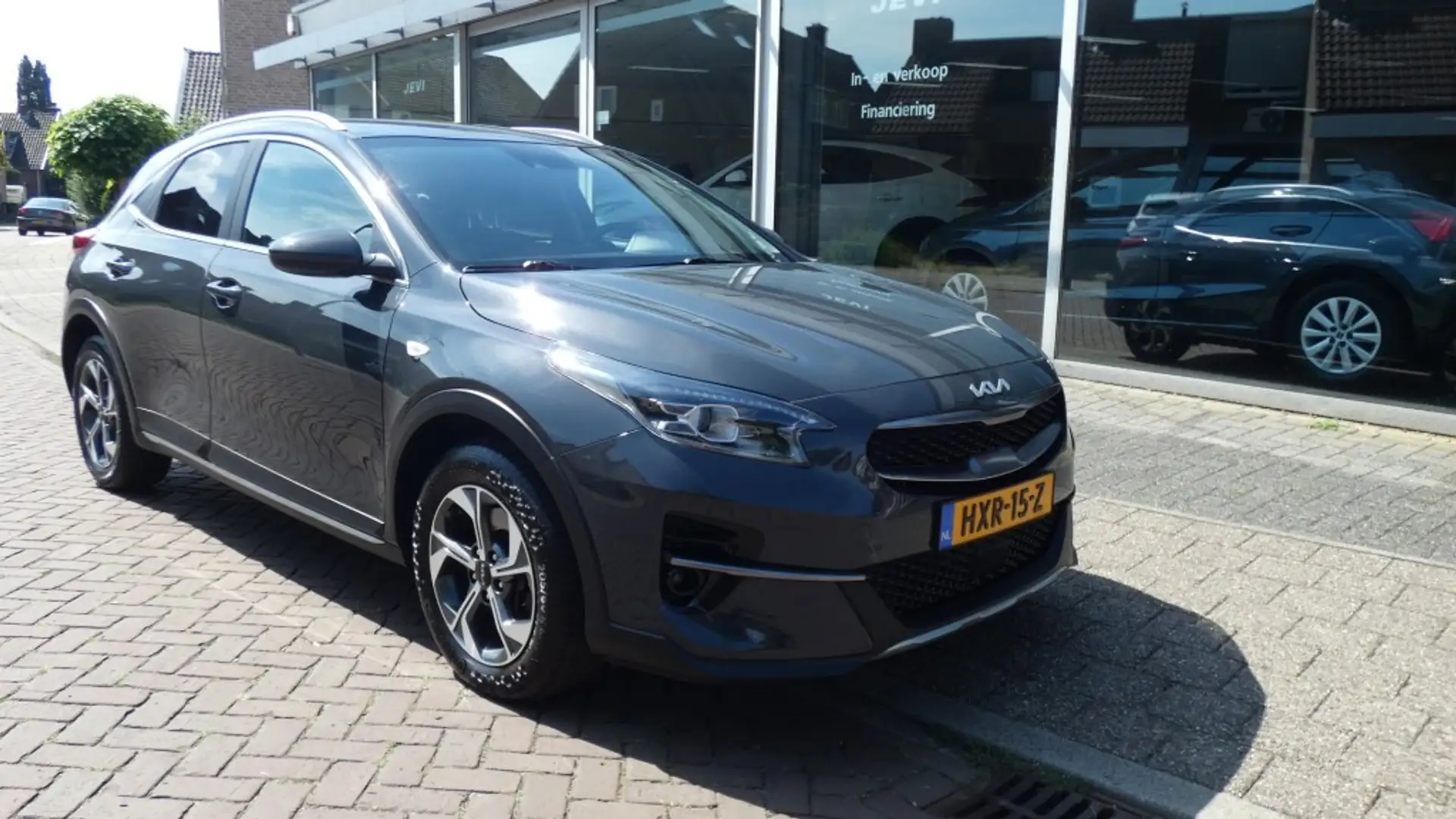 Kia XCeed 1.0 T-GDI  DYNAMIC LINE * AIRCO * CARPLAY * CAMERA Grijs - 1