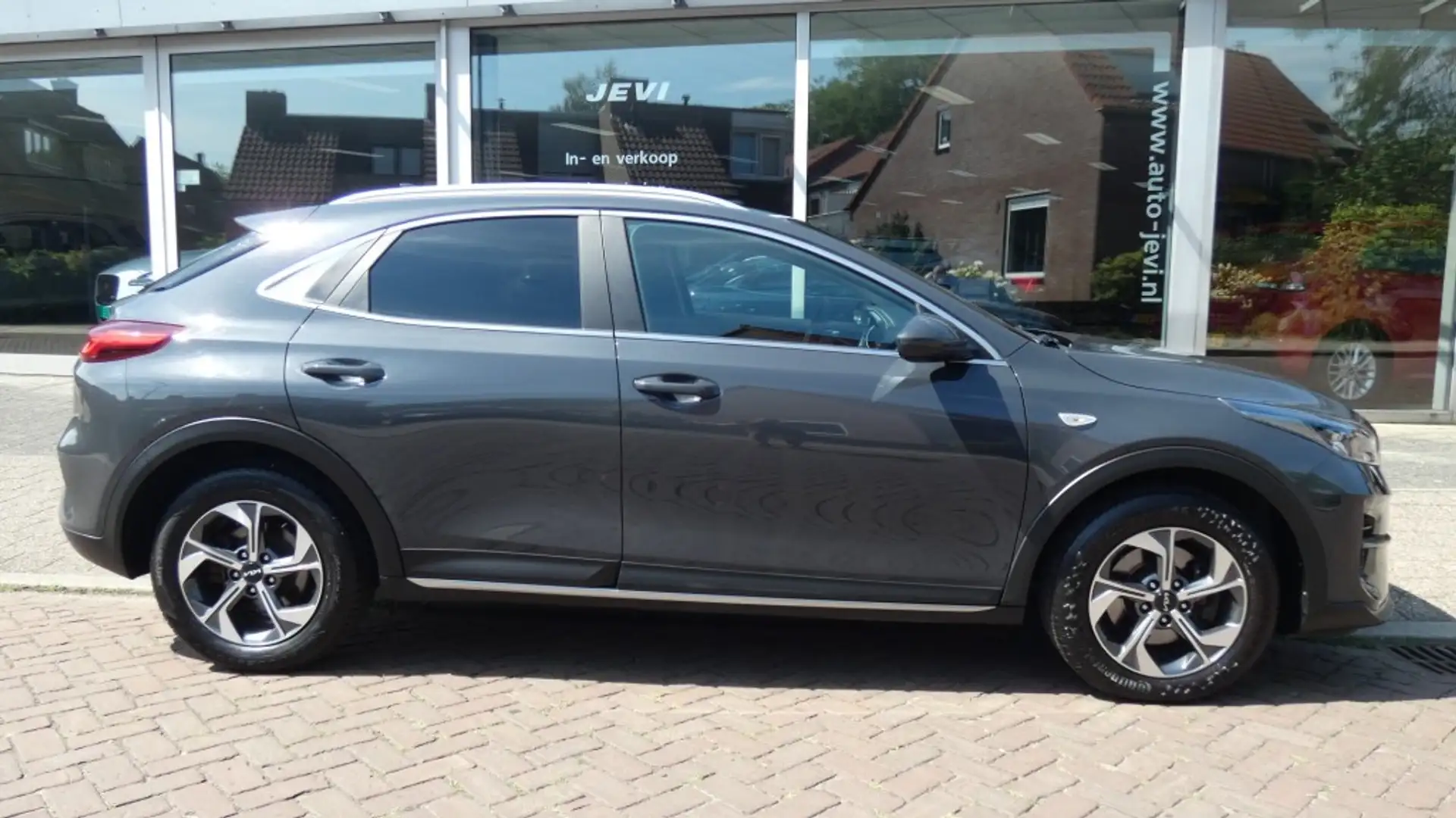 Kia XCeed 1.0 T-GDI  DYNAMIC LINE * AIRCO * CARPLAY * CAMERA Grijs - 2
