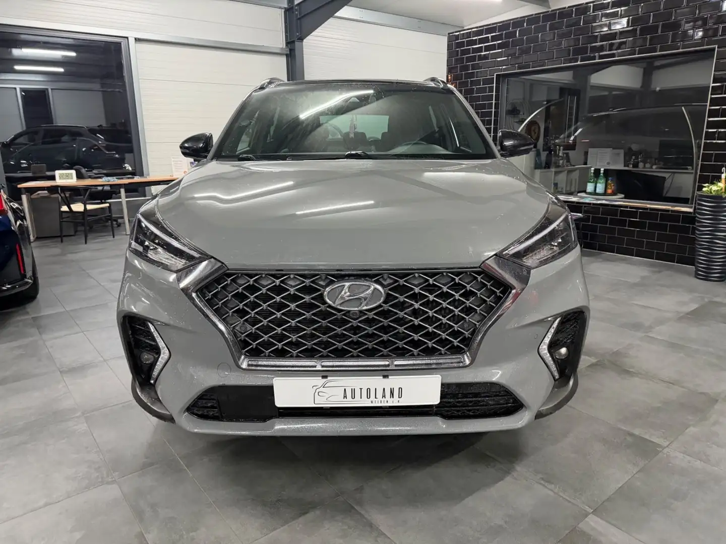 Hyundai TUCSON N Line 4WD Grau - 2