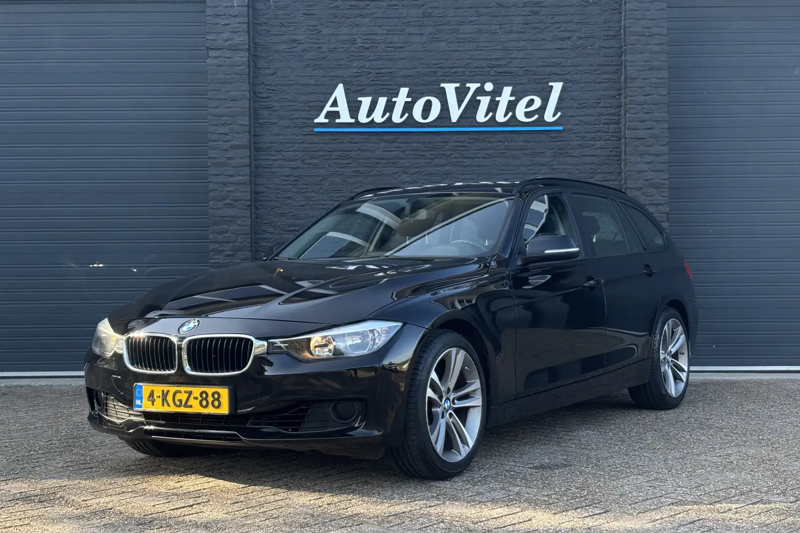 BMW 320 3-serie Touring 320i | NETTO HANDELSPRIJS | GEEN I Black - 1