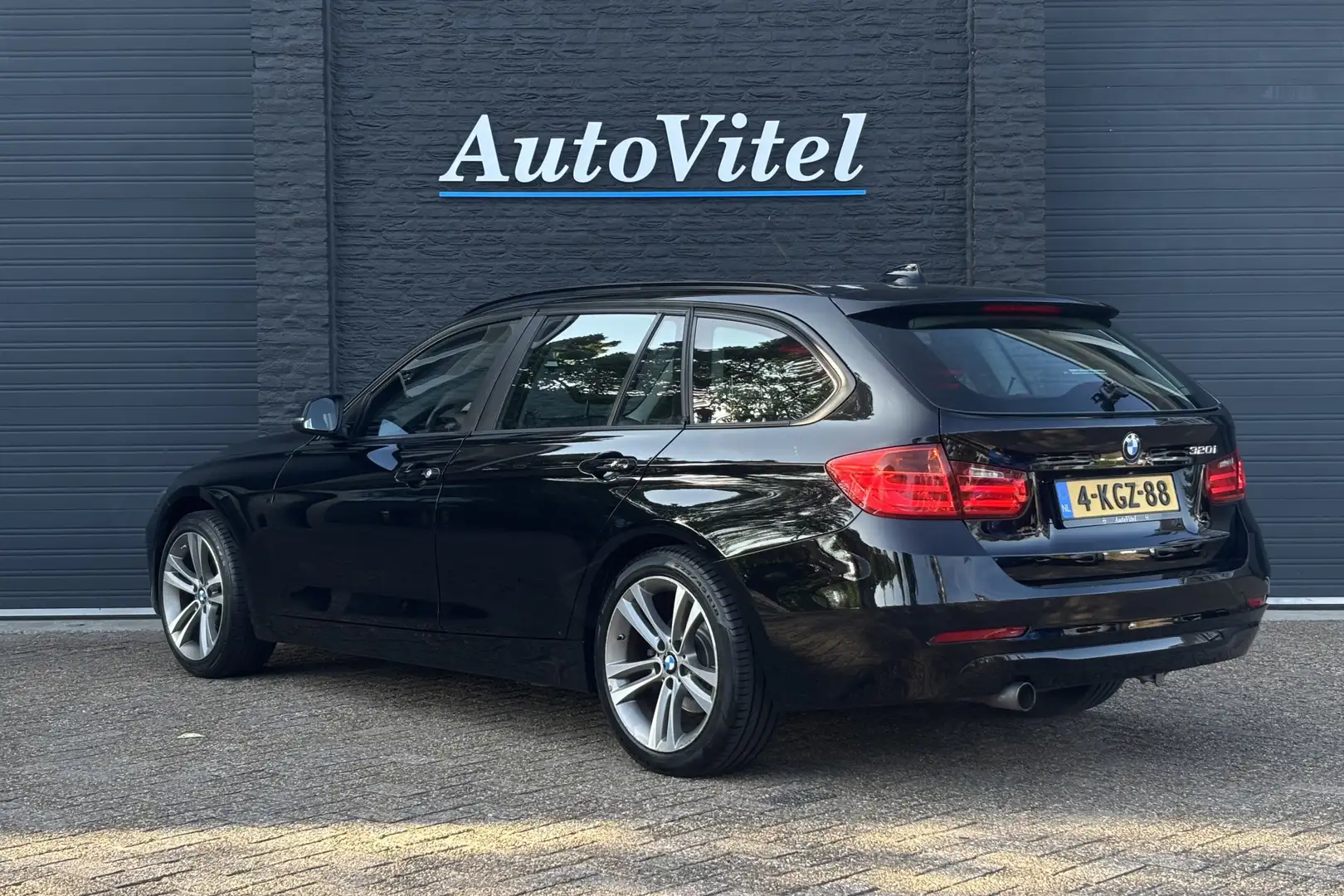 BMW 320 3-serie Touring 320i | NETTO HANDELSPRIJS | GEEN I Black - 2