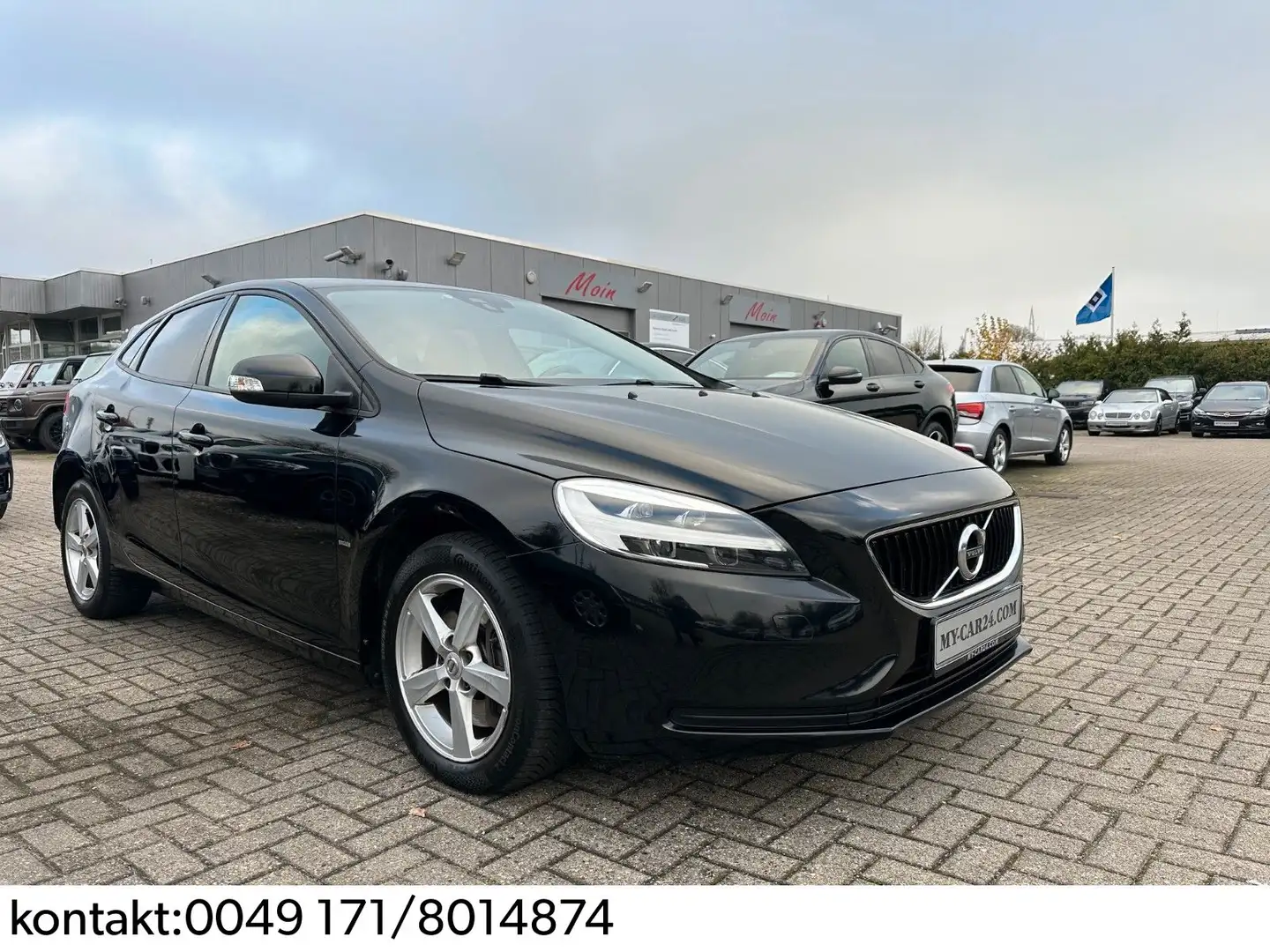 Volvo V40 Kinetic,LED,Ganzjahresr,Scheckheft,2.Hand Schwarz - 1