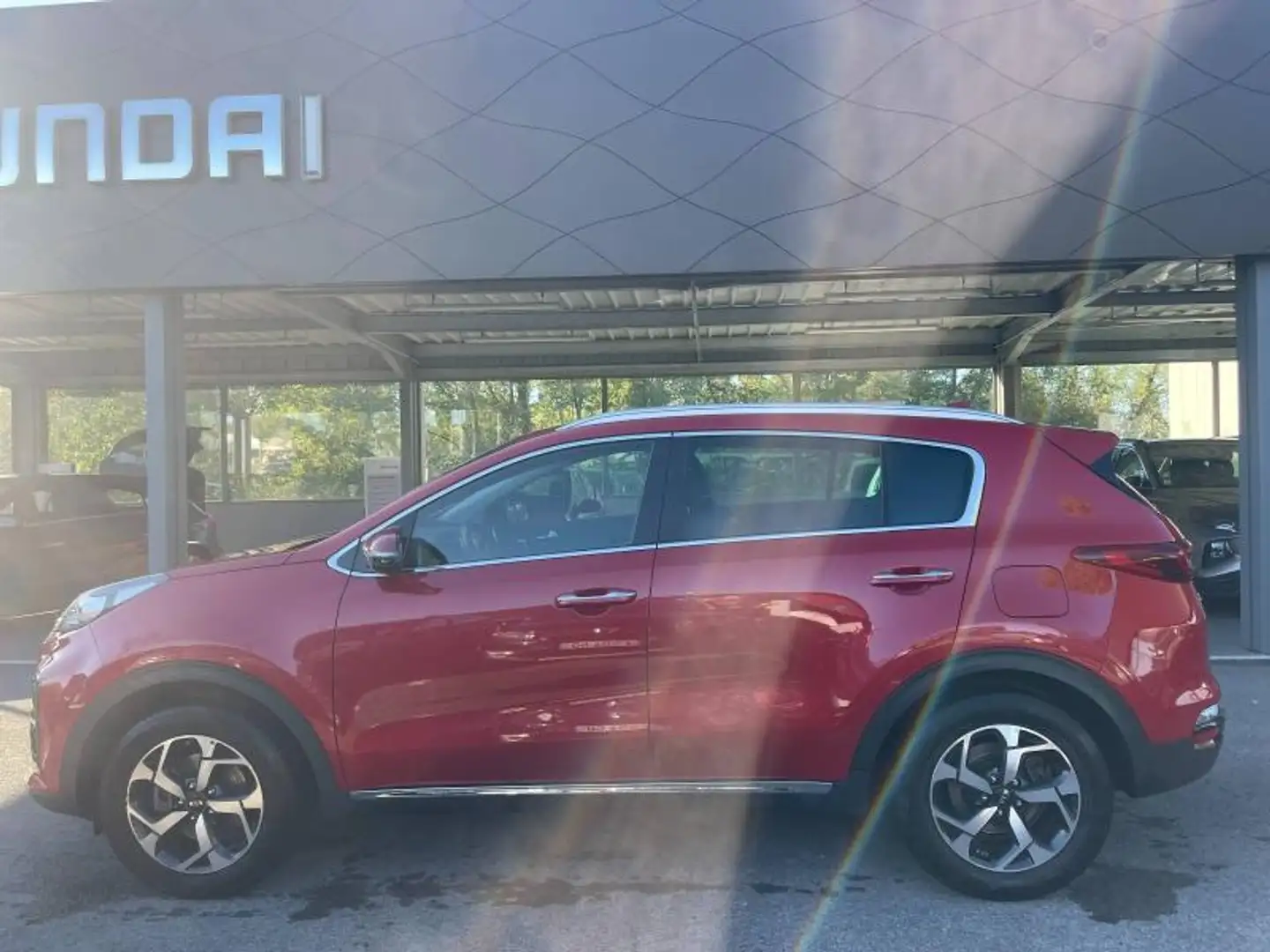 Kia Sportage 1.6 CRDi 115ch ISG Design 4x2 Rouge - 2