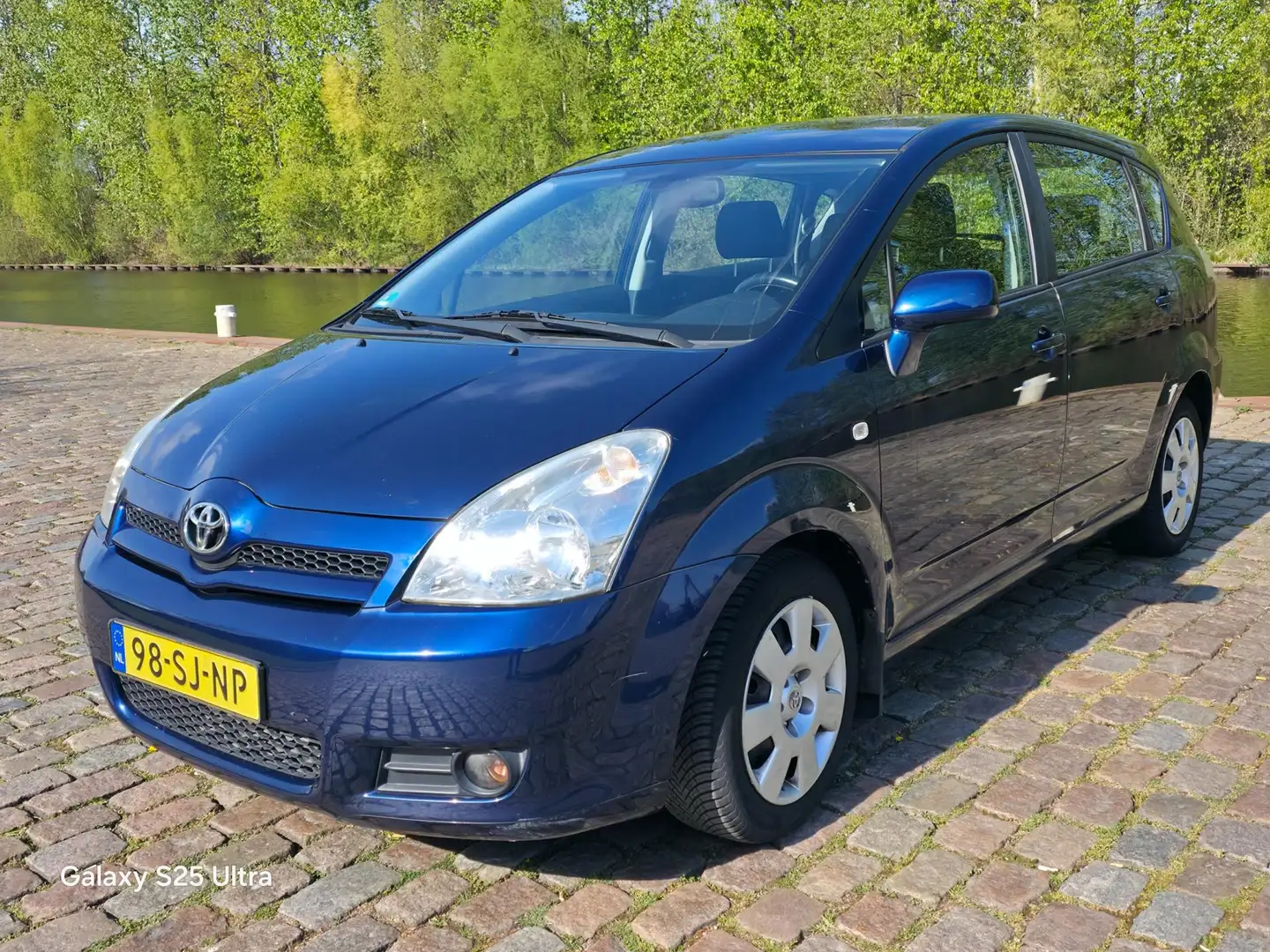 Toyota Verso 1.8 VVT-i Sol airco cruis control trekhaak parkeer Albastru - 2