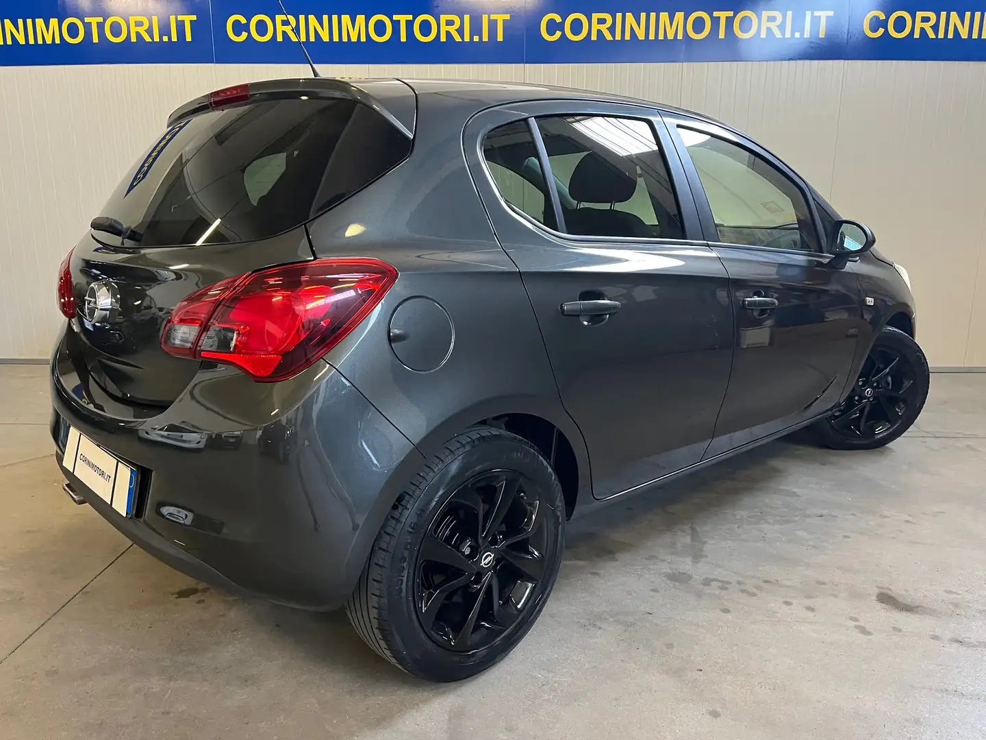 Opel Corsa Corsa 5p 1.4 b-Color Gpl 90cv Grigio - 2