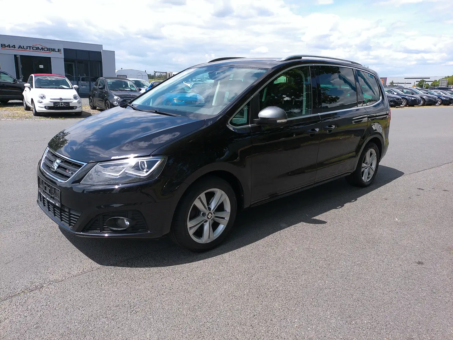 SEAT Alhambra FR-Line*NAV*Kamera*7Sitze*XEN*Keyless*AHK*Alcantar Schwarz - 1