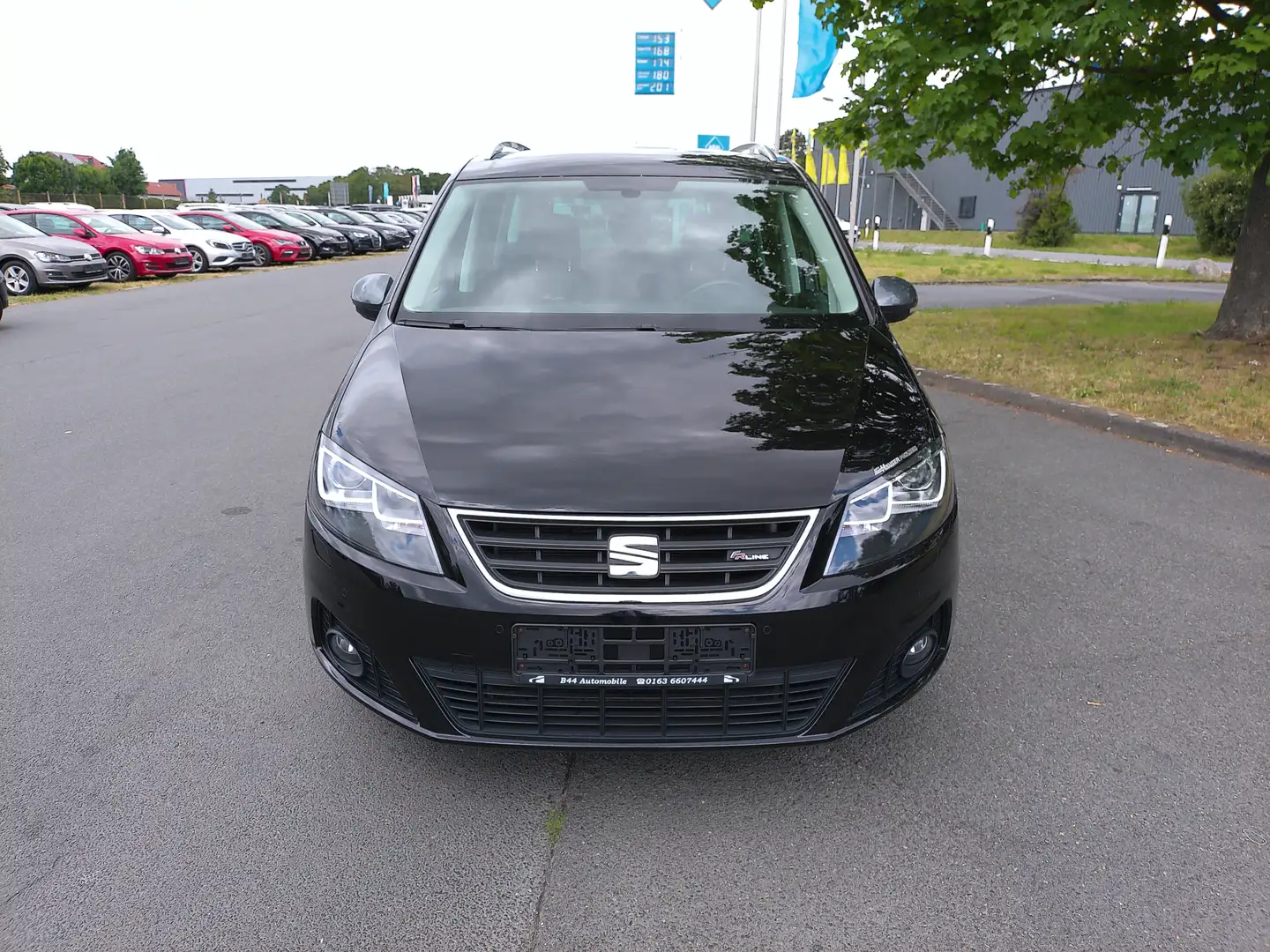 SEAT Alhambra FR-Line*NAV*Kamera*7Sitze*XEN*Keyless*AHK*Alcantar Schwarz - 2