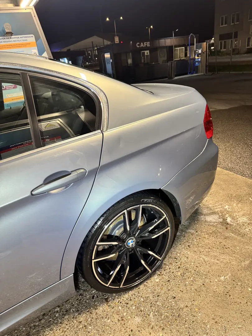 BMW 325 325d Österreich-Paket - 1