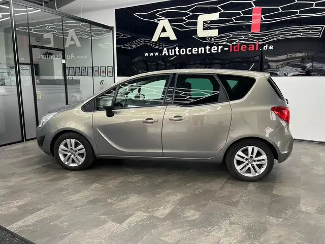 Opel Meriva view 3