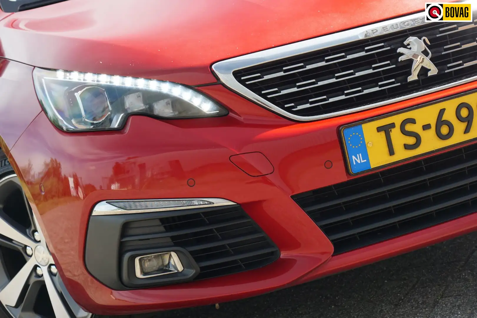 Peugeot 308 SW 1.6 BlueHDI GT-pack | Ultimate Red | Carplay/Le Rood - 1