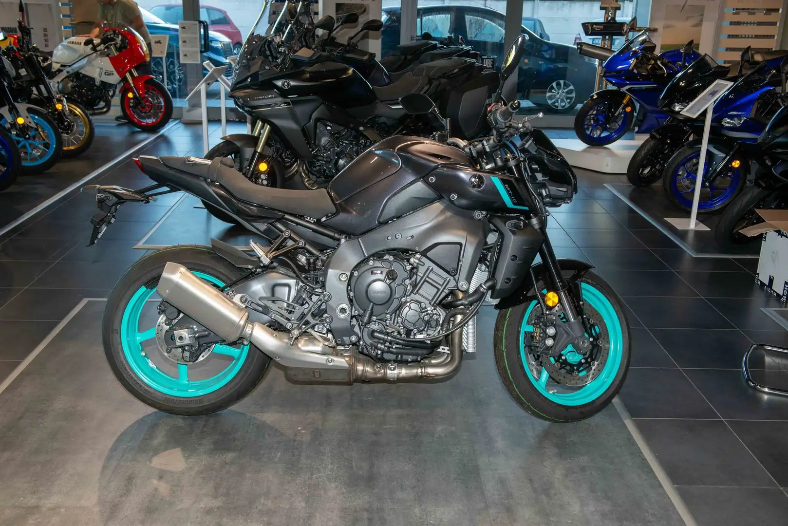 Yamaha MT-10 - 2