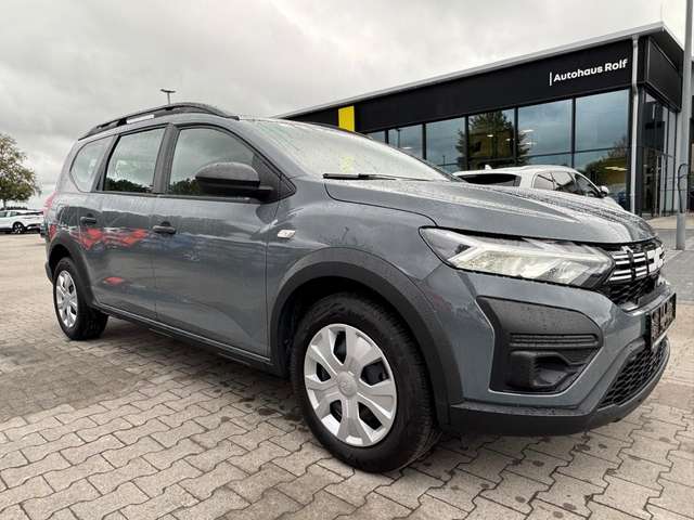 Imagine Dacia Jogger Essential TCe 110 | 5 Sitze | KLIMA