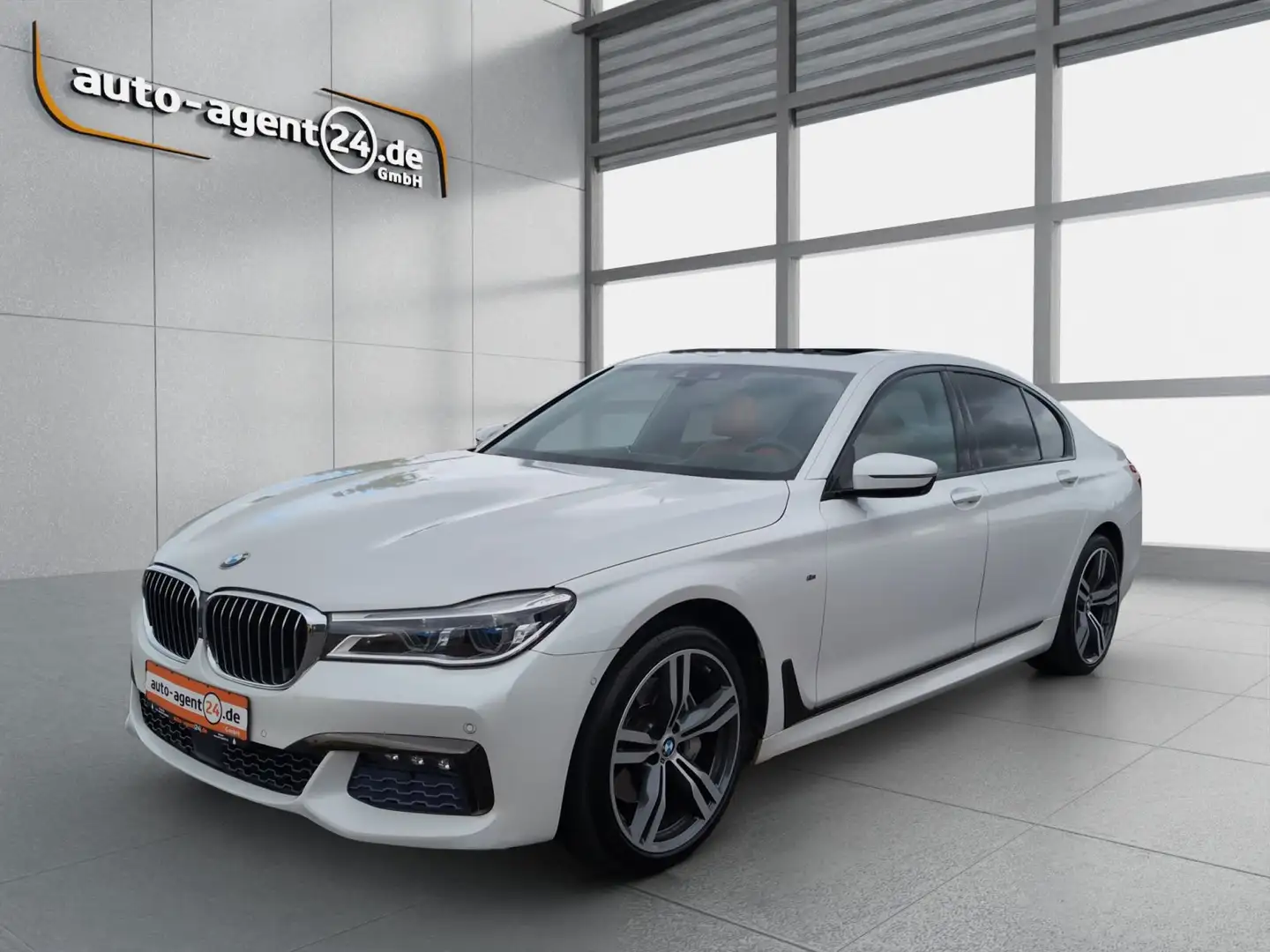 BMW 730 730d xD M-Sport/Laser/360°/StHzg/Massage/Softclose Weiß - 2