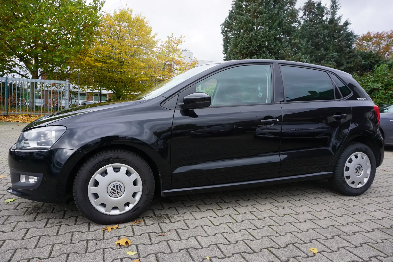 Volkswagen Polo Team/EURO5/Klima/Scheckheft/TÜV 04.2027 Noir - 2