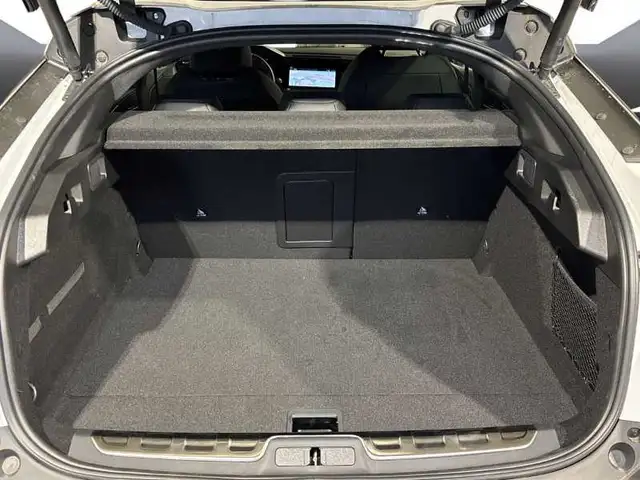 Peugeot 408 view 7