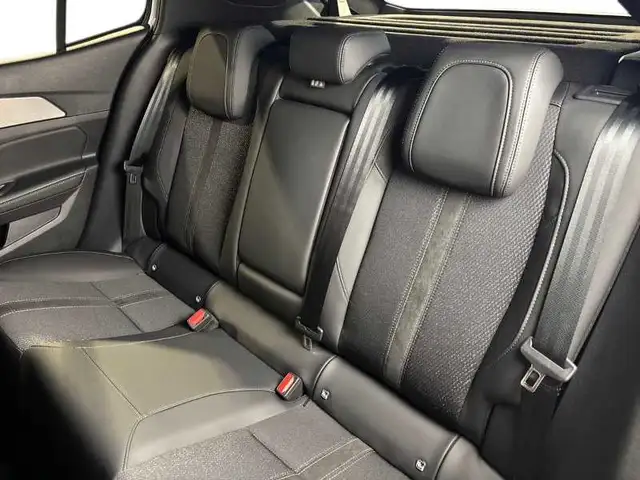 Peugeot 408 view 9