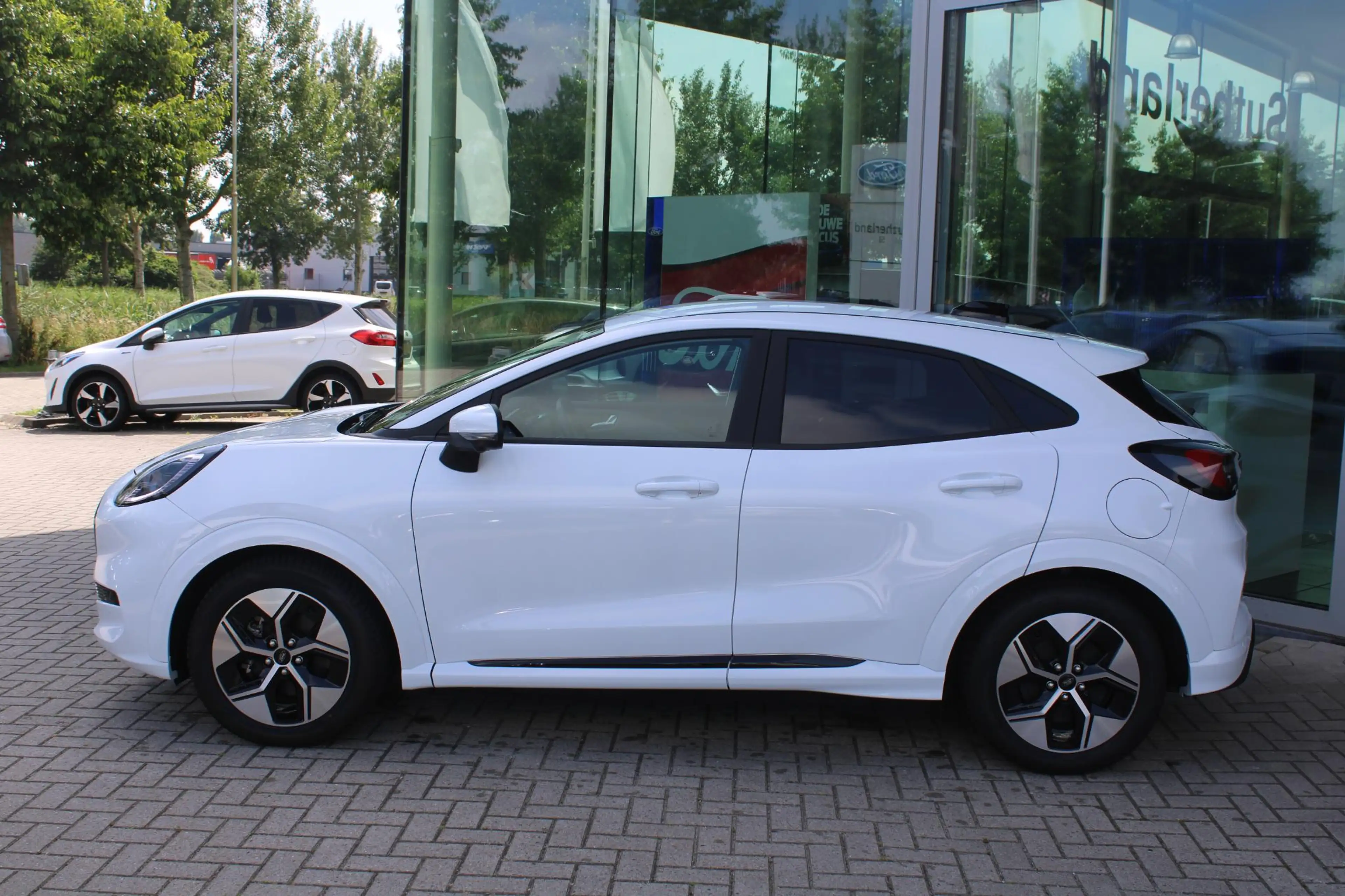 Ford Puma Gen-E Premium 44 kWh WORDT VERWACHT! | 5000 Km | Winter — photo 2