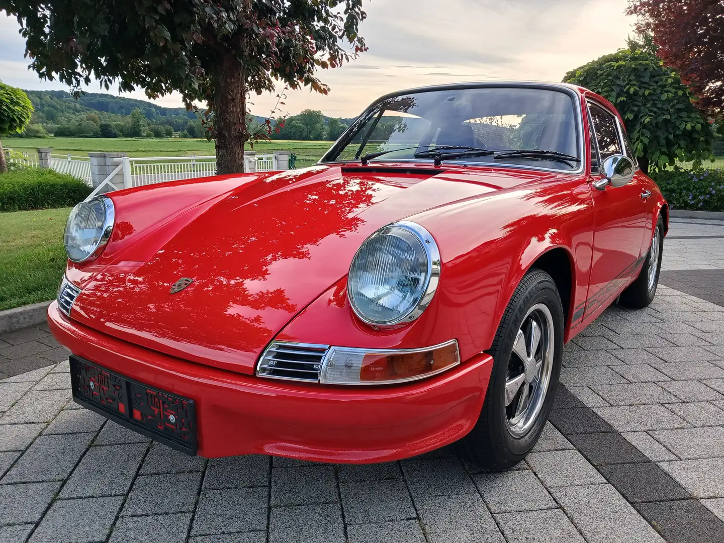 Porsche 911 T 2.4 Ölklappe UR-Modell "Matching Numbers" Rot - 1