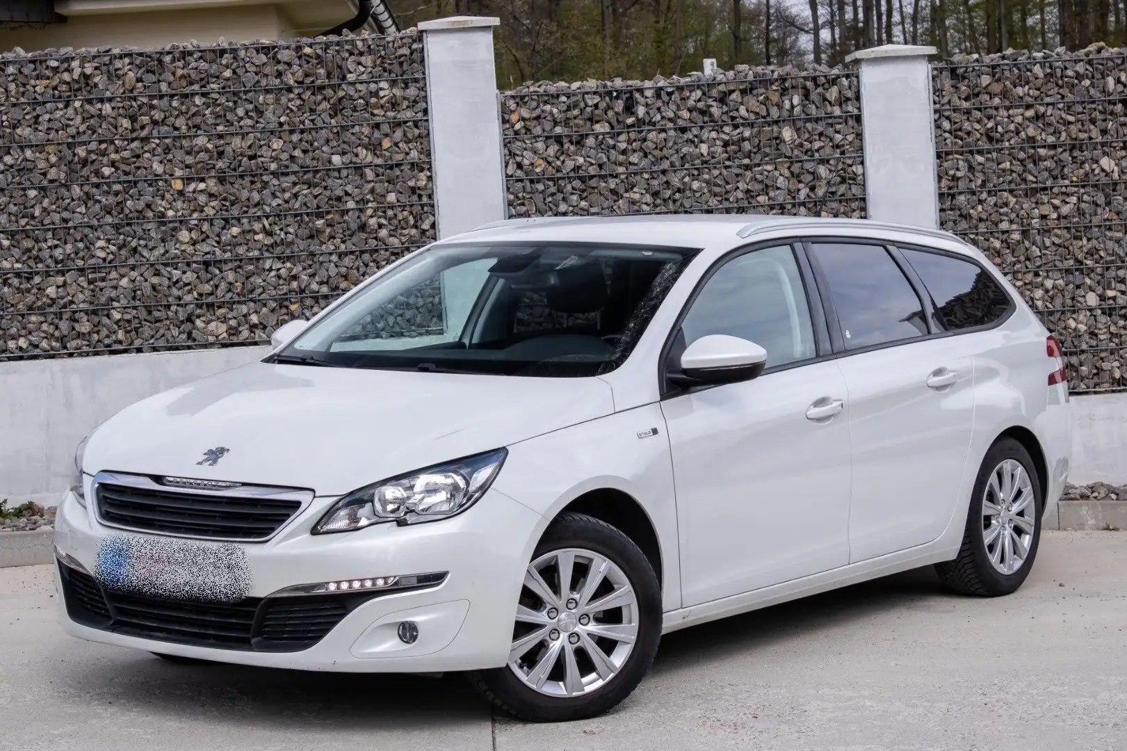 Peugeot 308 308 SW 1.2 PureTech S&S Style Weiß - 2