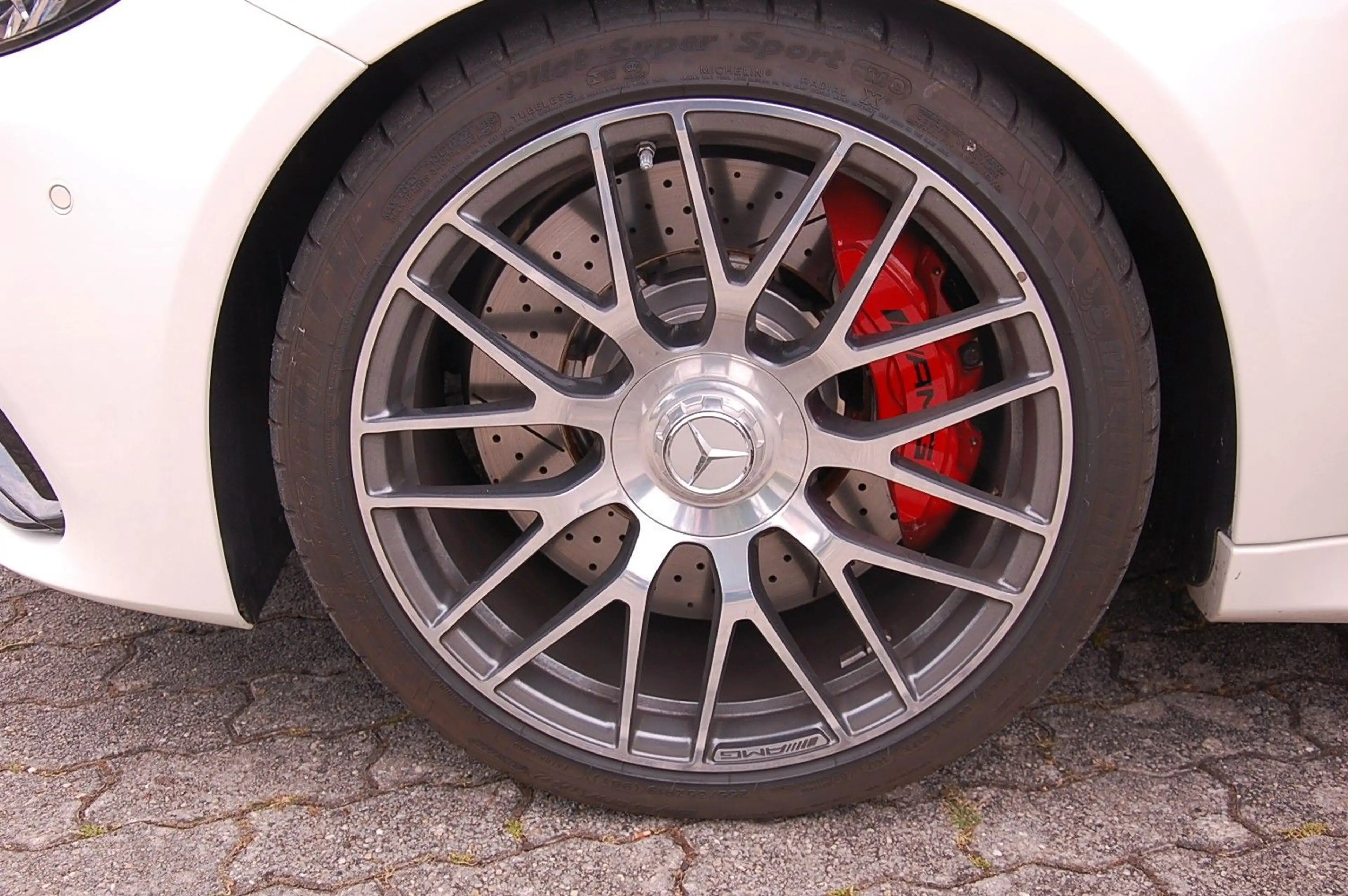 Mercedes-Benz C 63 AMG Mercedes-AMG C 63 S -orig. 3.400 - — photo 14