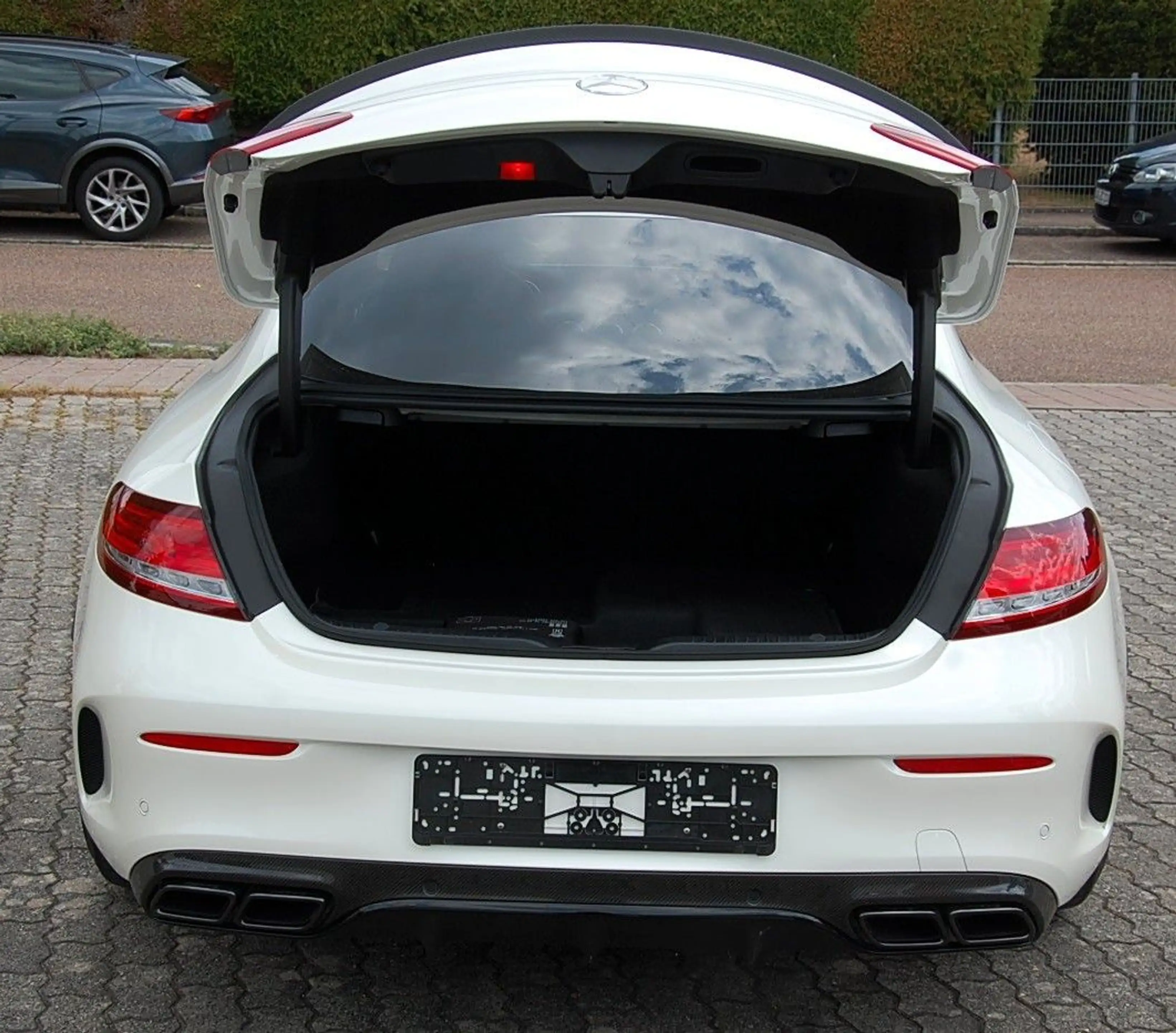 Mercedes-Benz C 63 AMG Mercedes-AMG C 63 S -orig. 3.400 - — photo 7