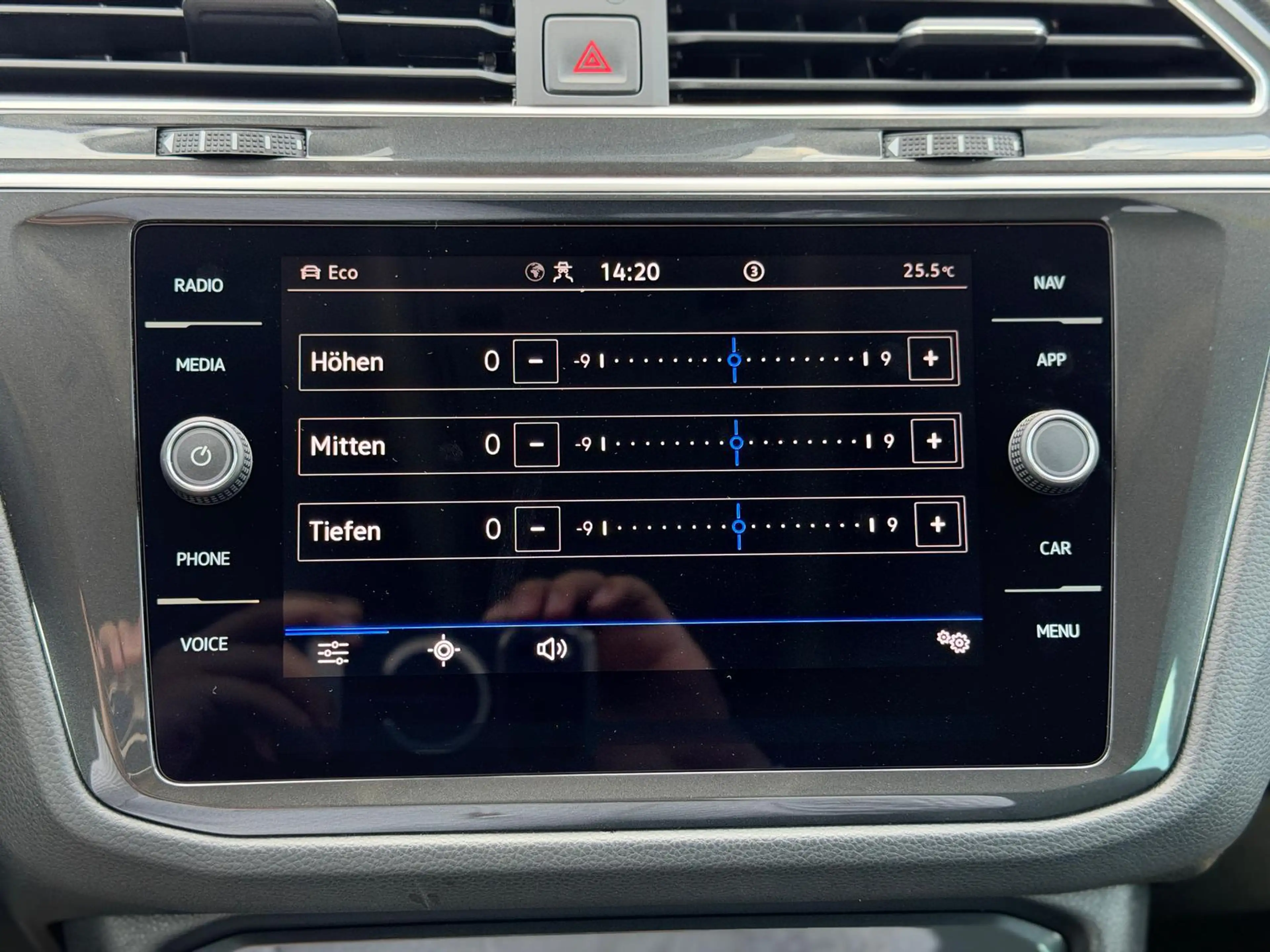 Volkswagen Tiguan 1.5 TSI Move DSG | NAVI | RFK | Cargo — photo 12