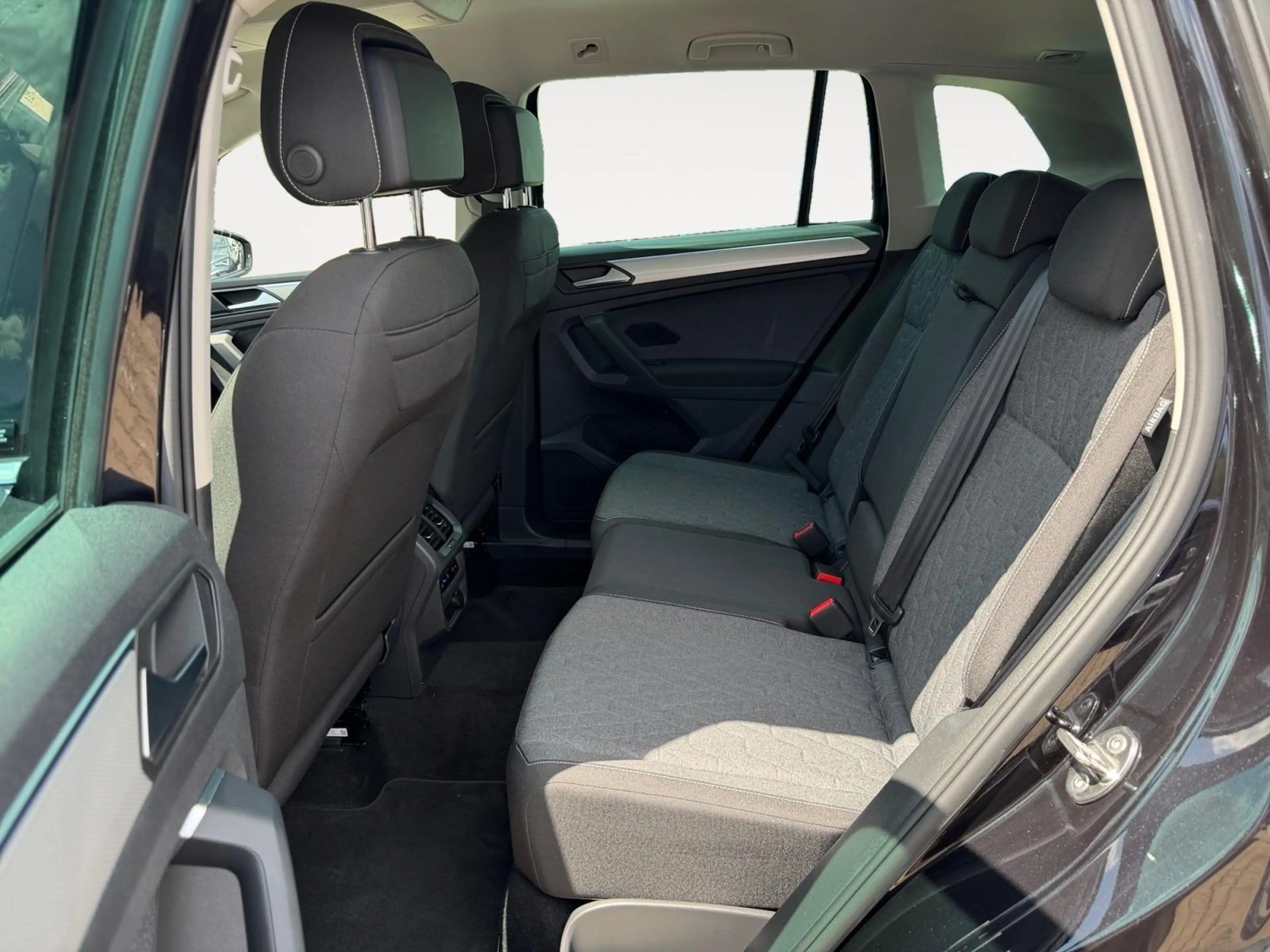 Volkswagen Tiguan 1.5 TSI Move DSG | NAVI | RFK | Cargo — photo 5