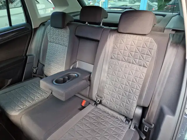 Volkswagen Tiguan view 15