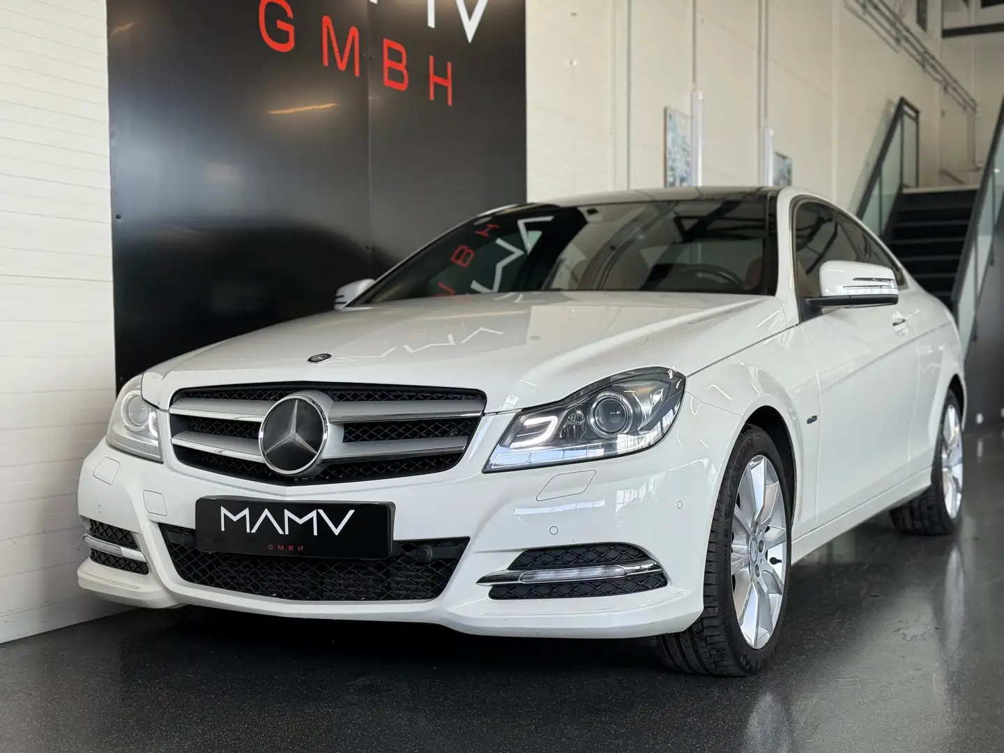 Mercedes-Benz C 250 CDI BlueEfficiency  Top Ausstattung History voll. Weiß - 1