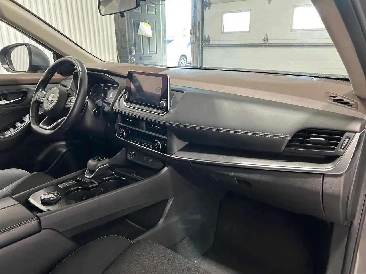 Nissan Rogue photo Nissan Rogue