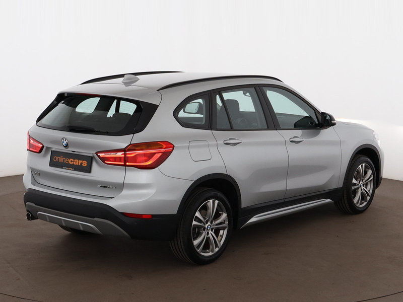 BMW X1 sDrive16d Sport Line Aut LED NAV R-CAM SITZHZG — photo 8