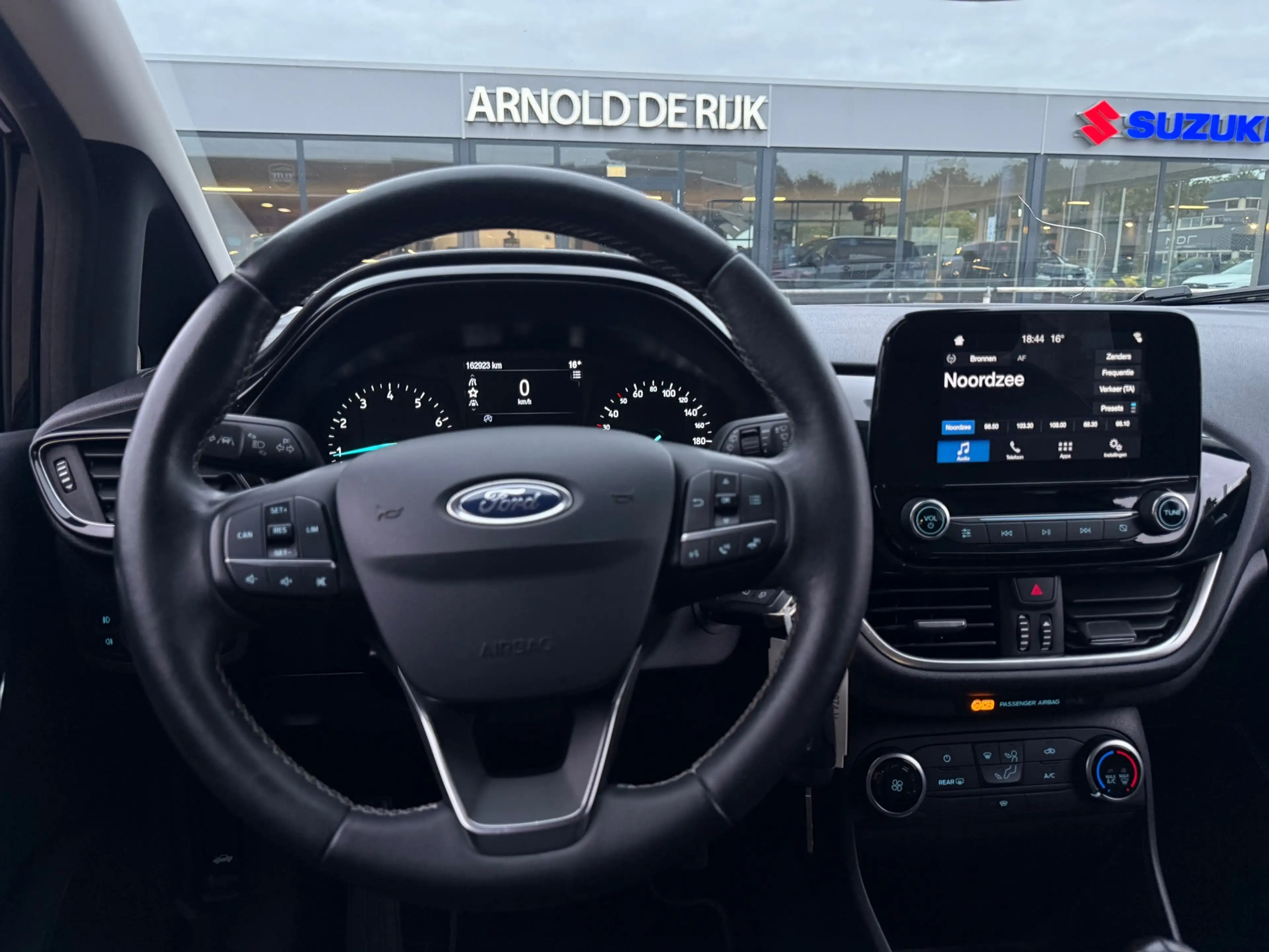 Ford Fiesta 1.1 Trend I 6 maanden Garantie I Parkeersensor ach — photo 10