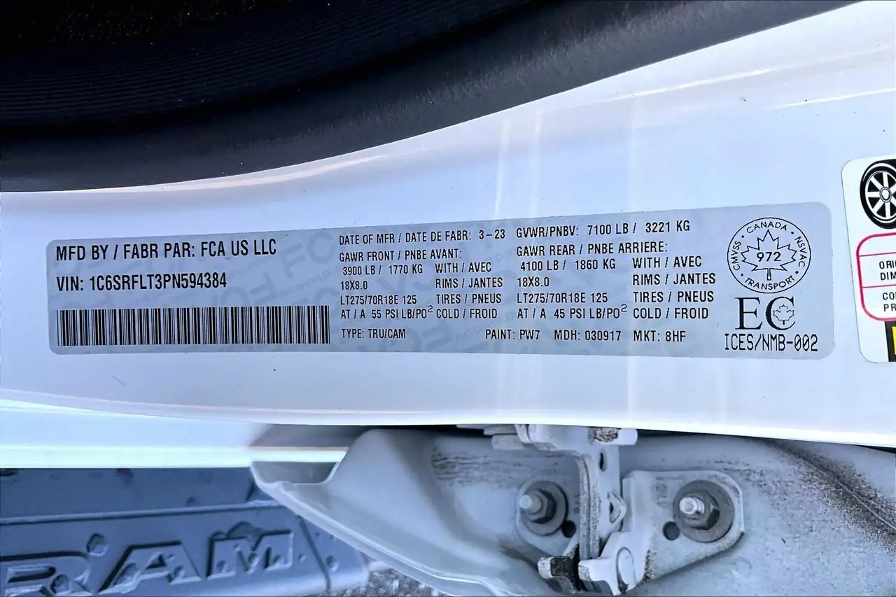 RAM 1500 снимка RAM 1500