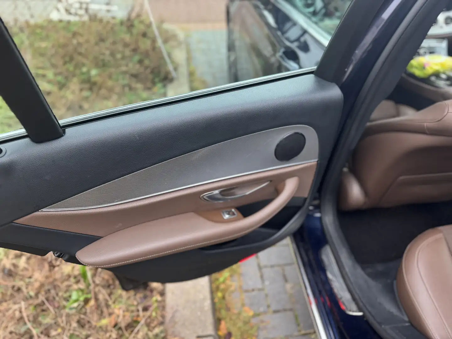 Mercedes-Benz E 300 E 300 Premium Blauw - 1