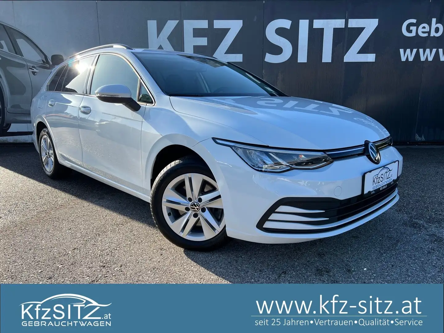 Volkswagen Golf Variant 2,0 TDI Life DSG | NP: €40.600 Weiß - 1