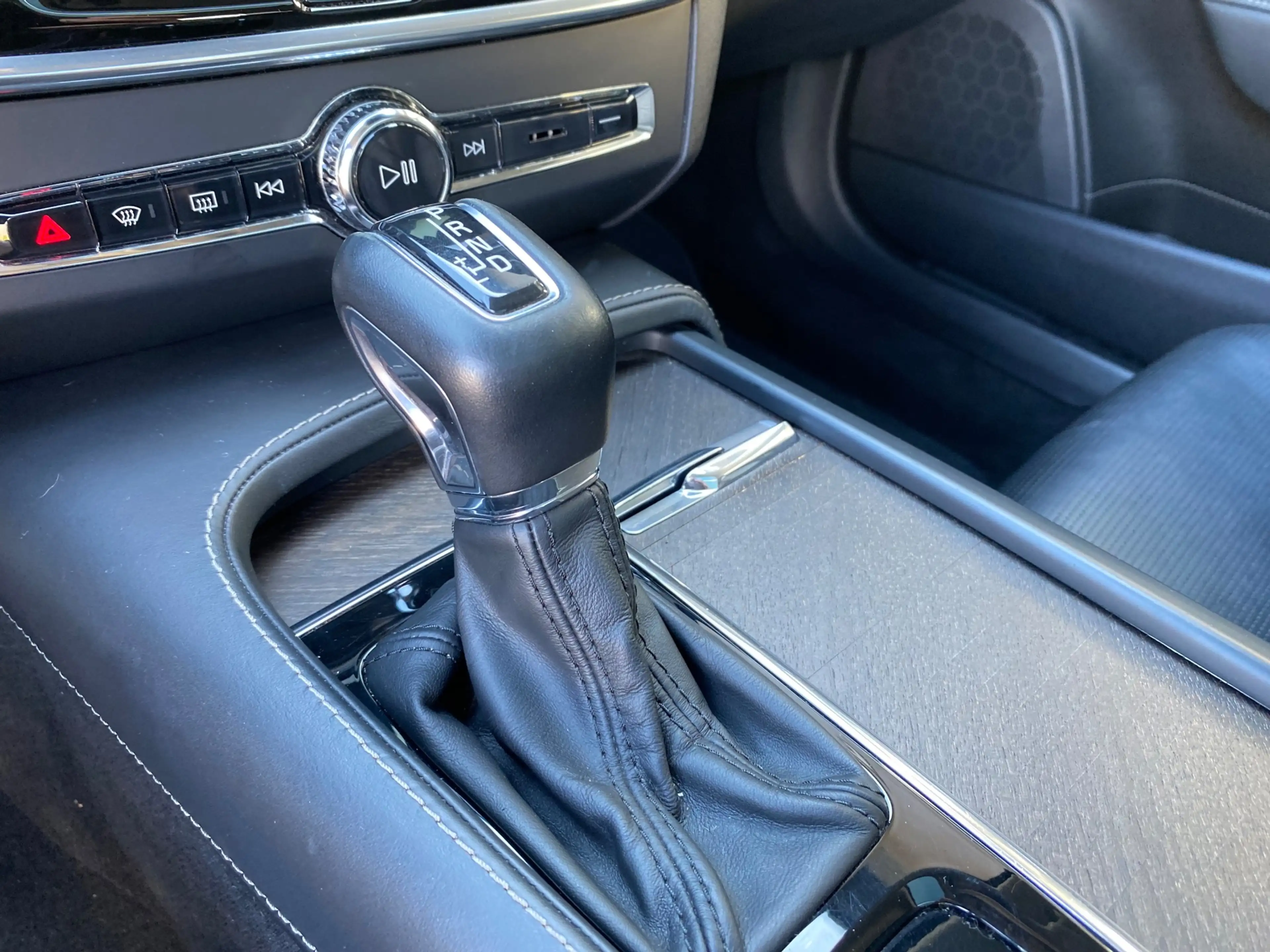Volvo V90 Cross Country 2.0 T5 AWD Pro LEER / PANO/ HEAD UP — photo 21