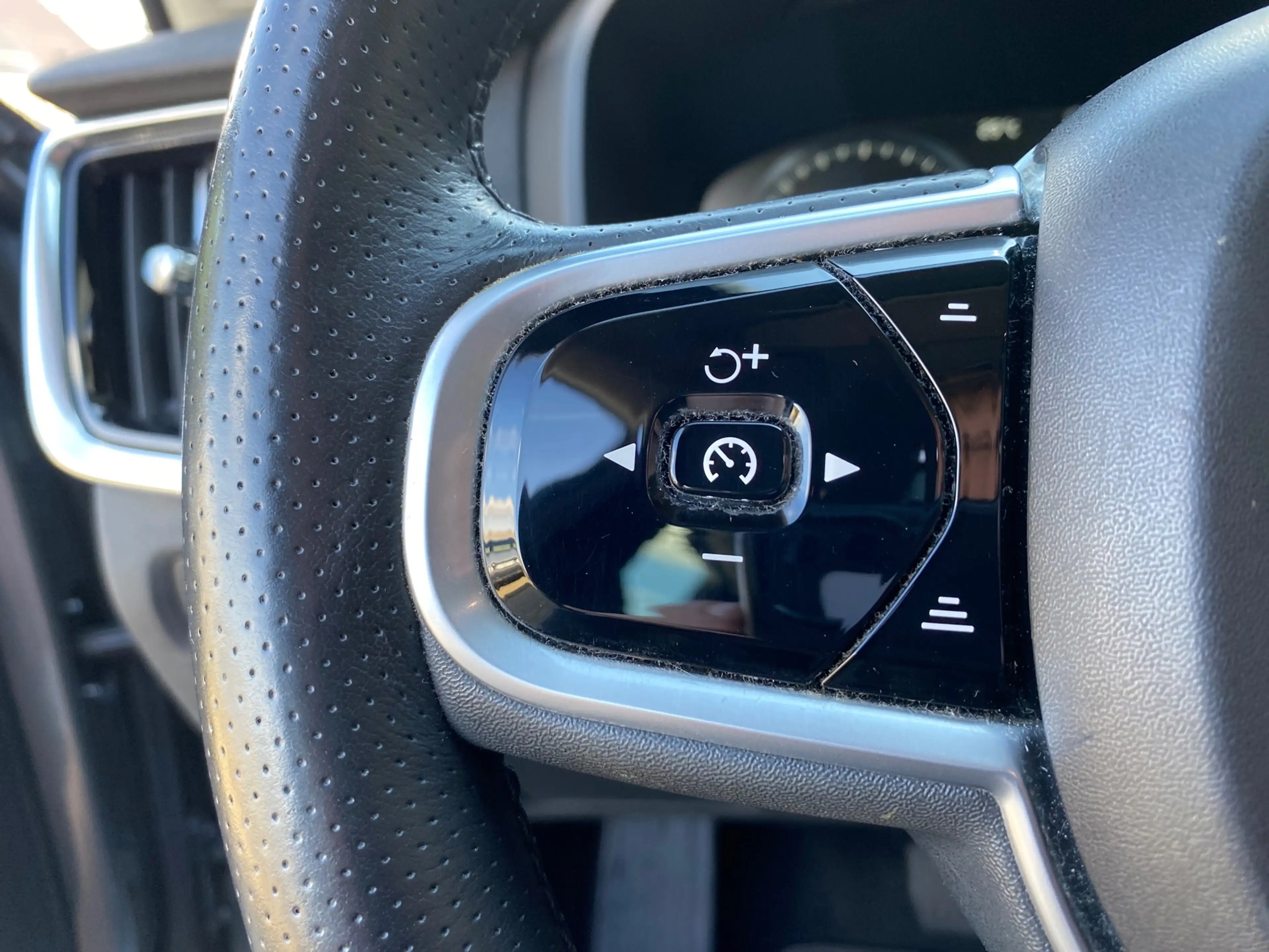Volvo V90 Cross Country 2.0 T5 AWD Pro LEER / PANO/ HEAD UP — photo 22